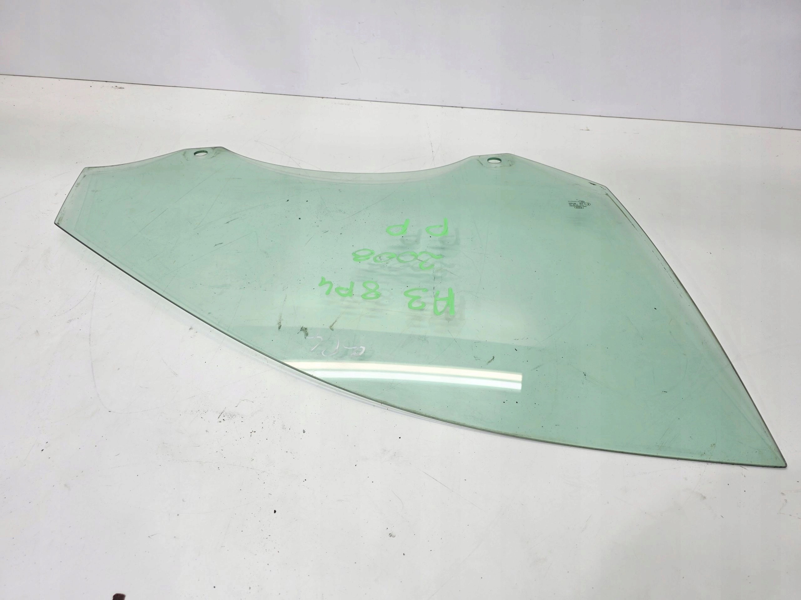window side door right front AUDI A3 8P4 SPORTBACK 2008R