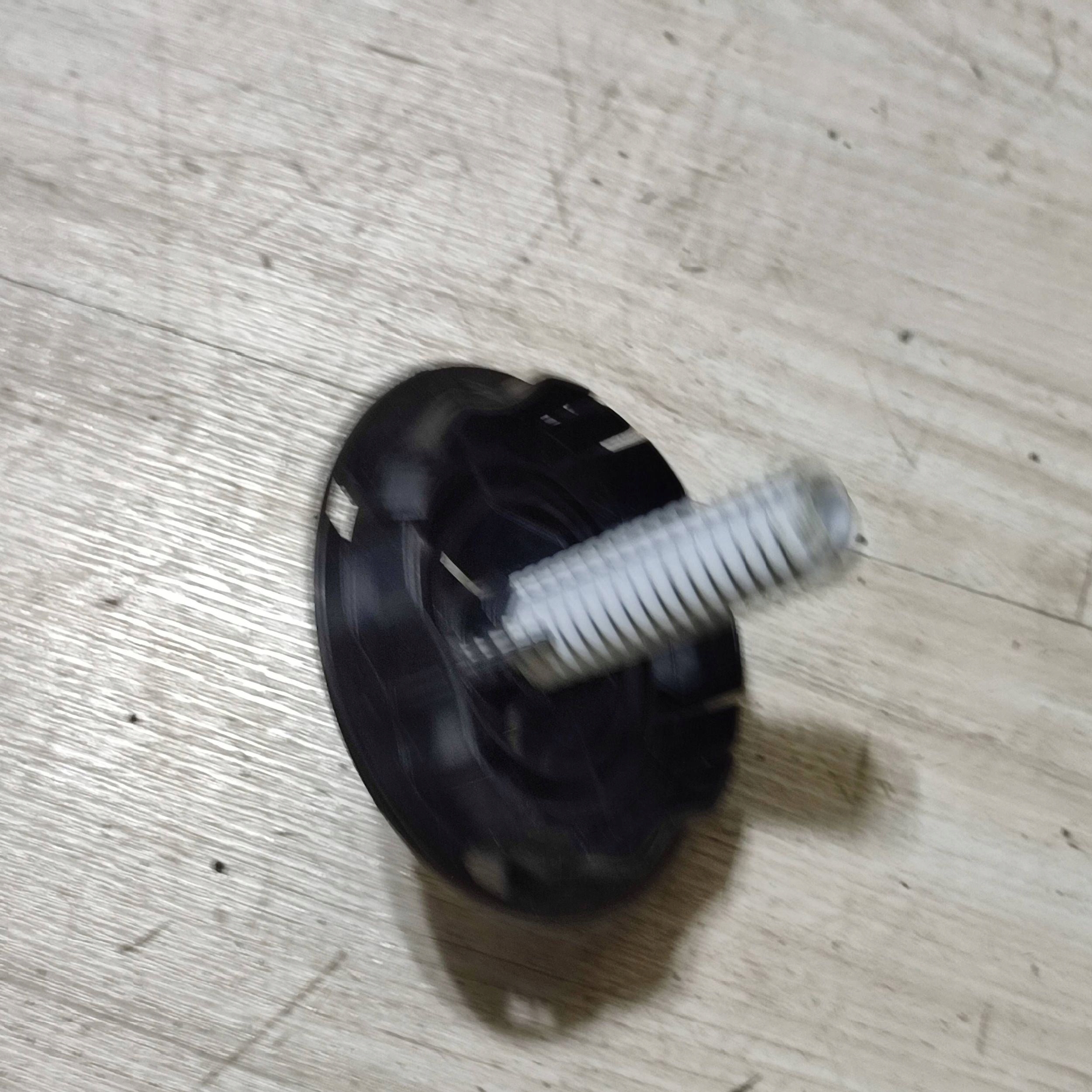 Vis Roues de la roue de secours Opel Corsa F 9816031680