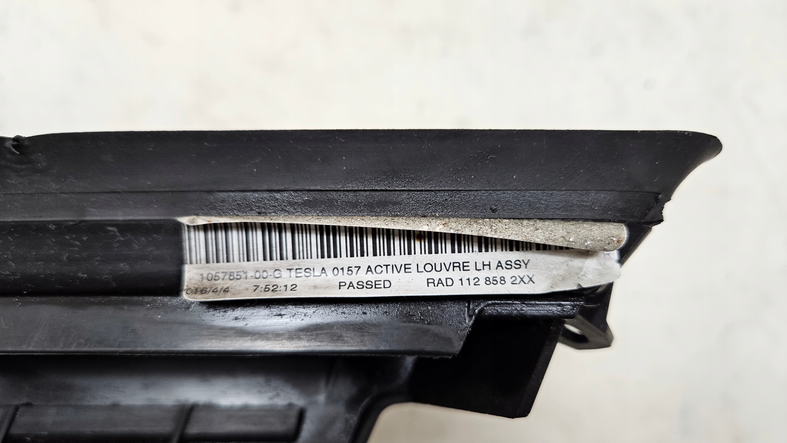 дефлектор впуск активный левый tesla MODEL S