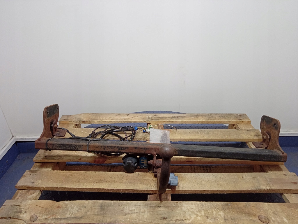 HYUNDAI I30 I HB HAK DO PRZYCZEPY HOLOWNICZY E6100-2L600