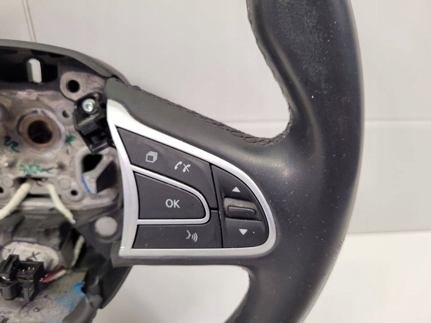 lenkrad Renault Kadjar 2018 484003952R