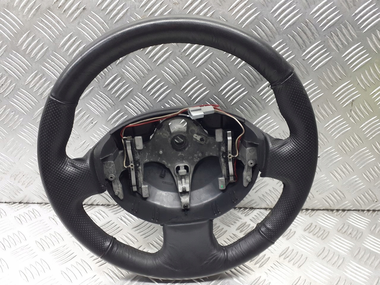 руль renault oe 8 200 106 306 e