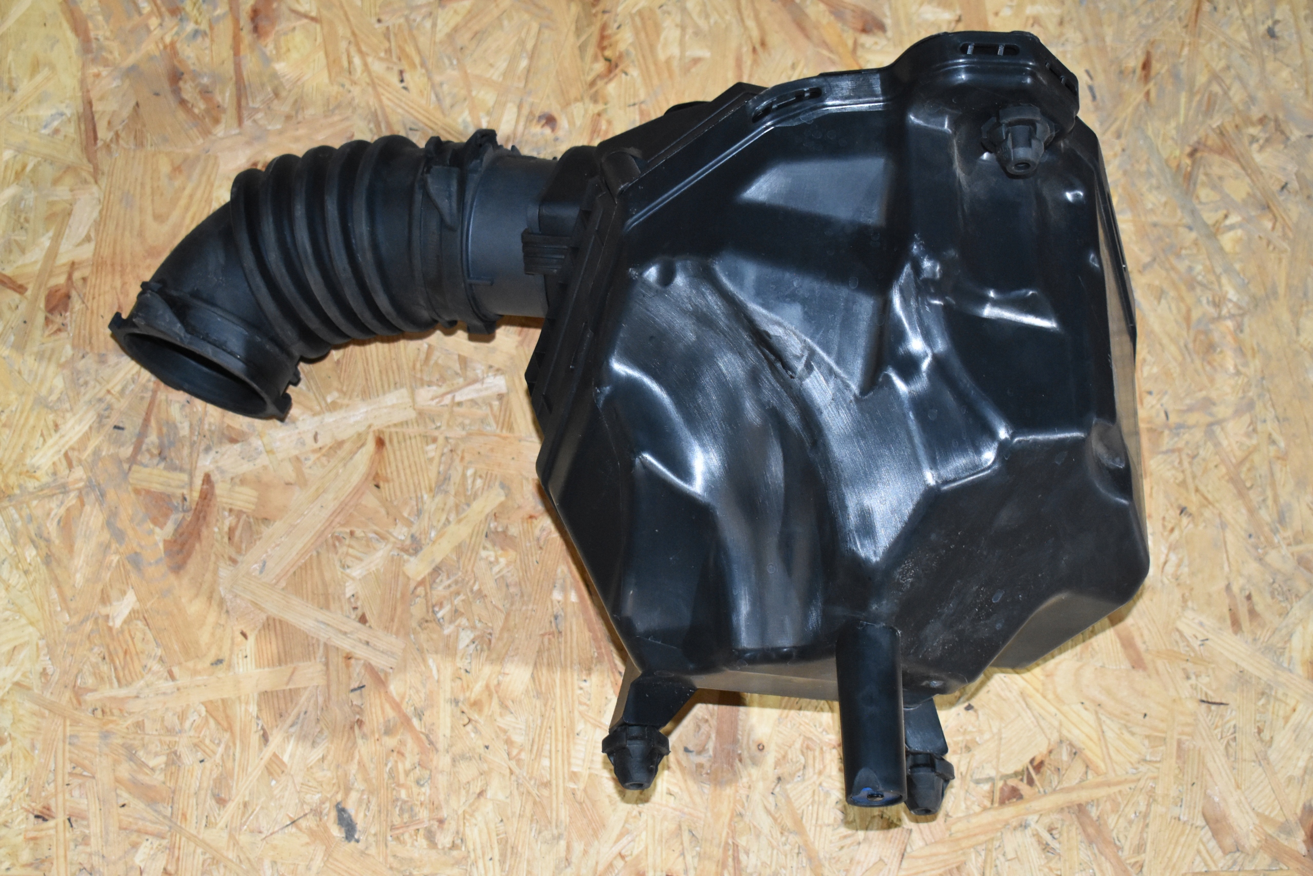 IDEALNA Gehäuse filter luft AUDI A5 B10 1