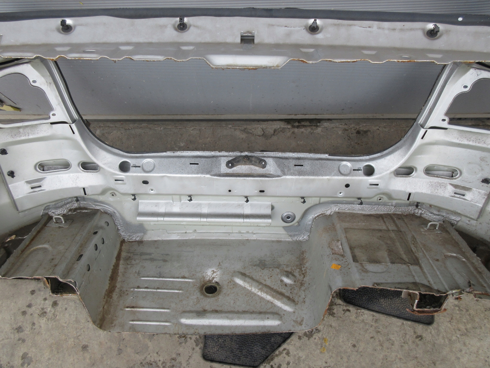 seat Toledo II 1998-2005 четверть ремень задний зад