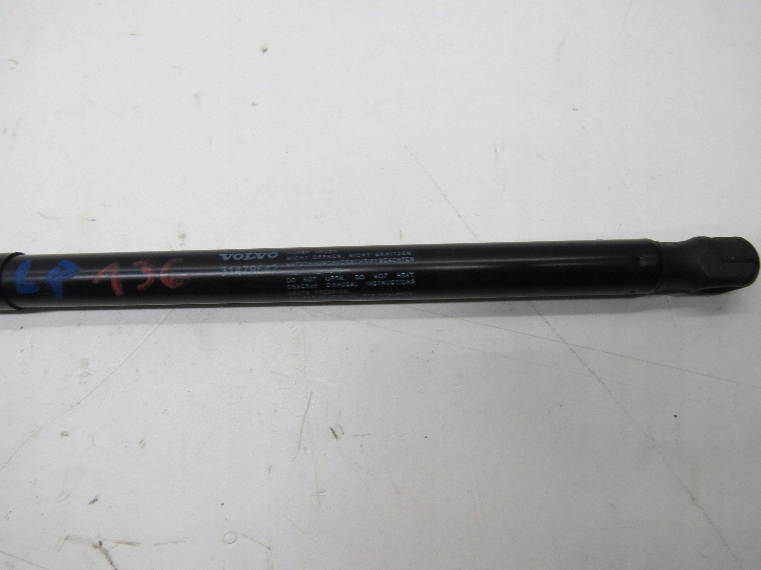 damper bonnets VOLVO V90 CROSS COUNTRY 31479642