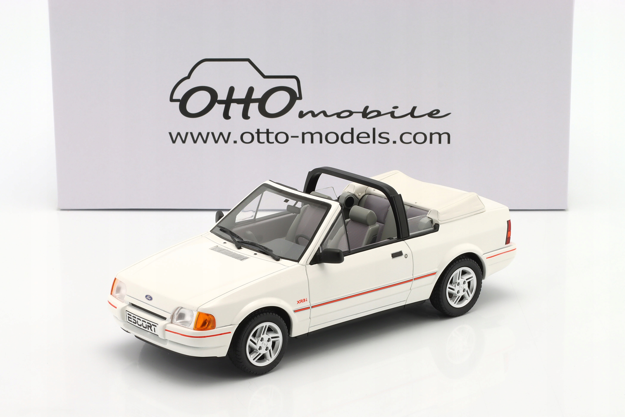 Otto Ford Escort MK4 Cabriolet XR3I 1986 Wh. 1:18