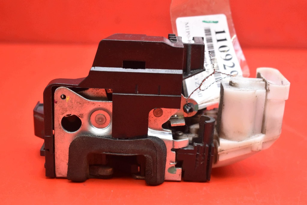 lock door left front front EU FIAT DOBLO 1 and CARGO VAN LIFT 05-17