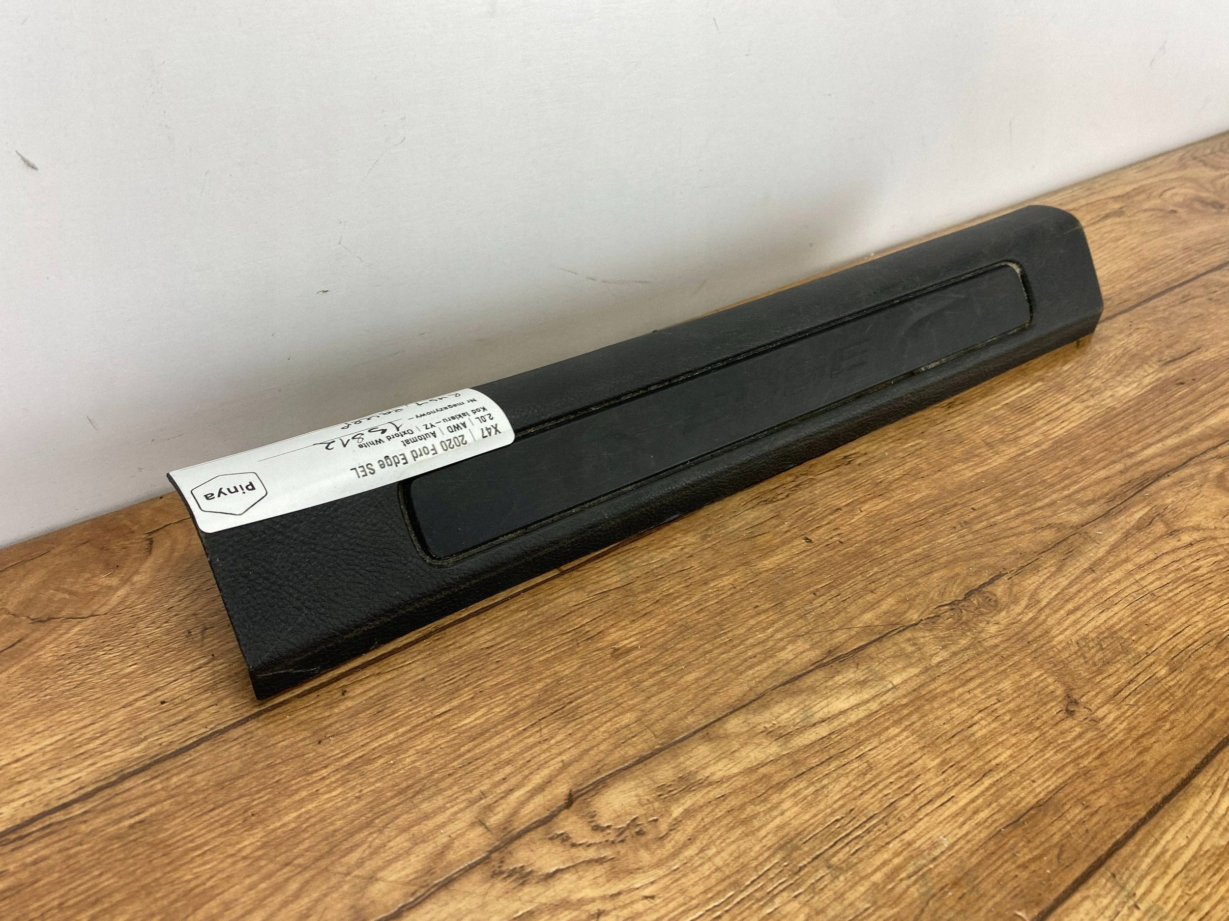 cap threshold door przednich Ford Edge II 2019+