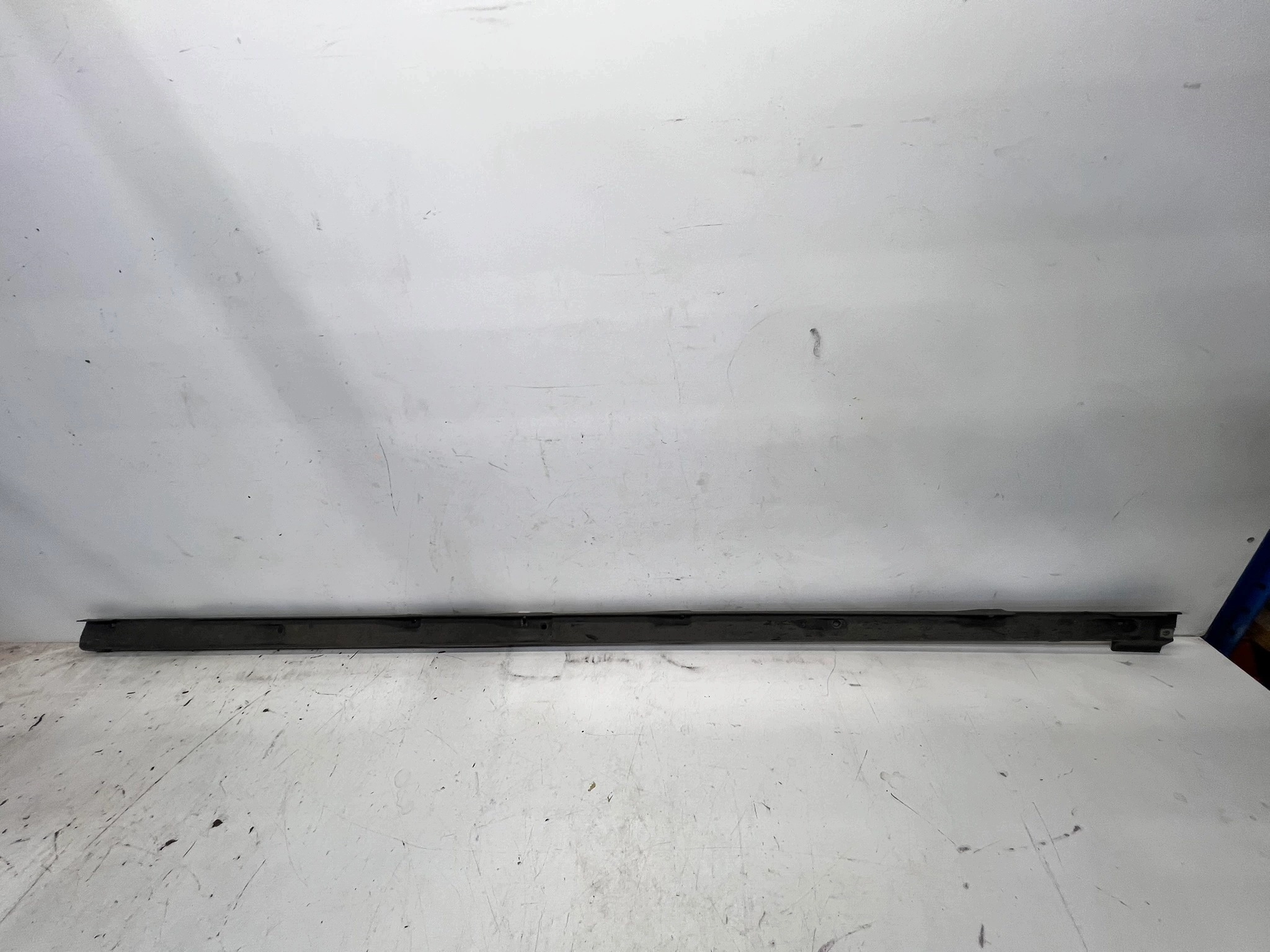 moulding threshold left AUDI Q4 E-TRON SPORTBACK 89A825211