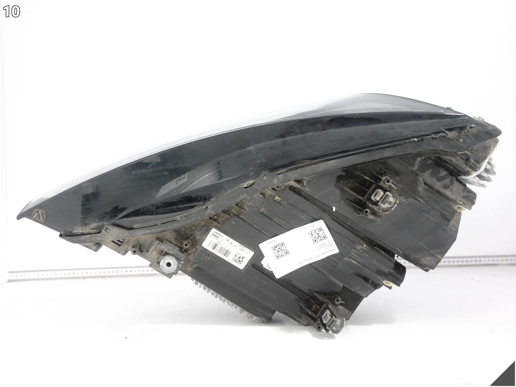 BMW i8 I12 I15 14- light FULL LED + MODULY front right dismantling EUROPA