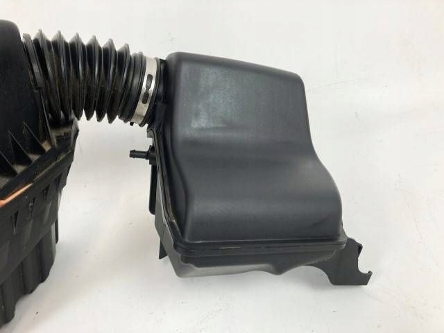 Gehäuse filter luft z rezonatorem Chrysler Pacyfica 3.6