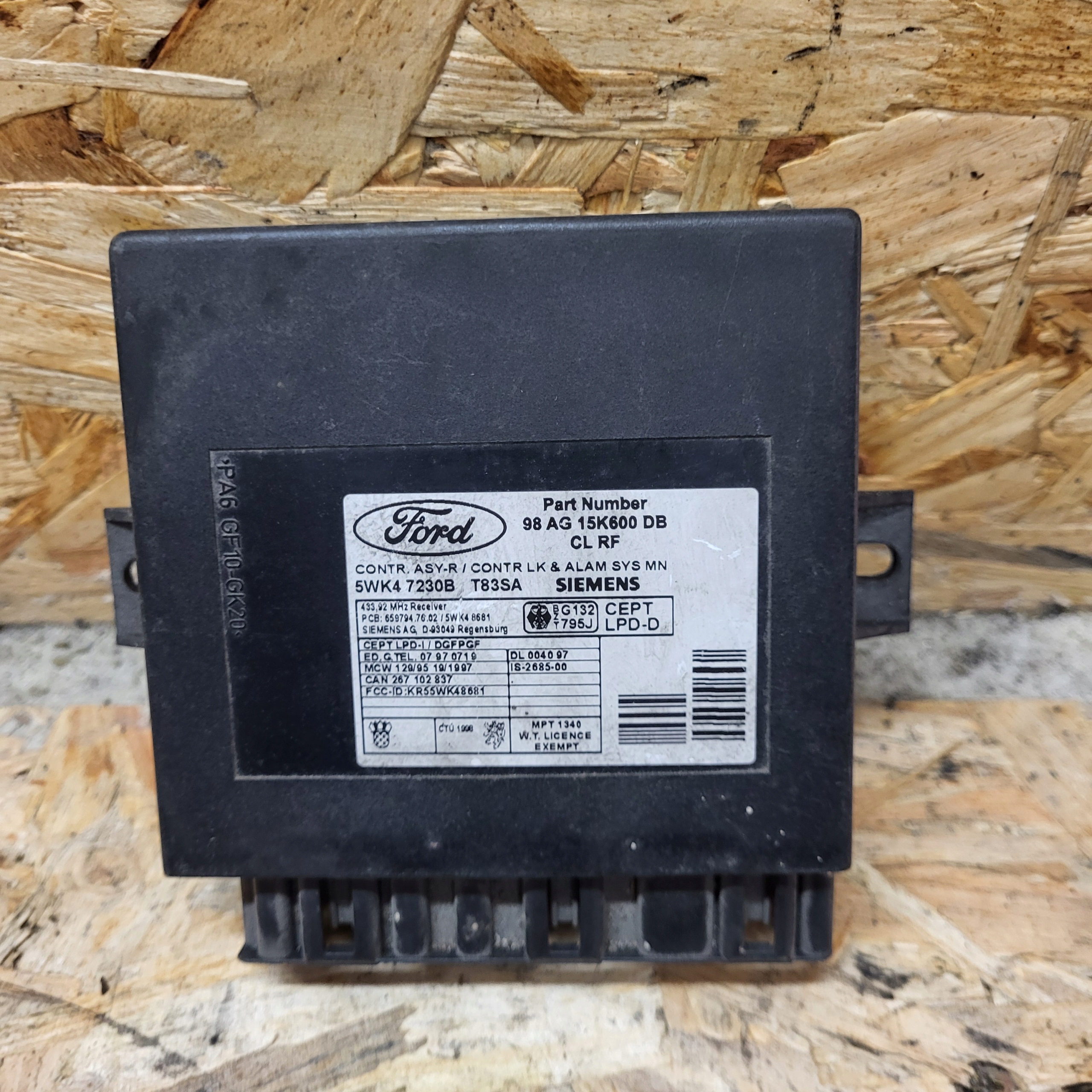 FORD Unité commande confort 98AG15K600DB