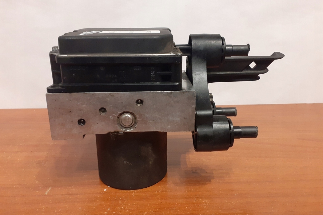 блок abs mercedes-benz e (W212) 11942 2012