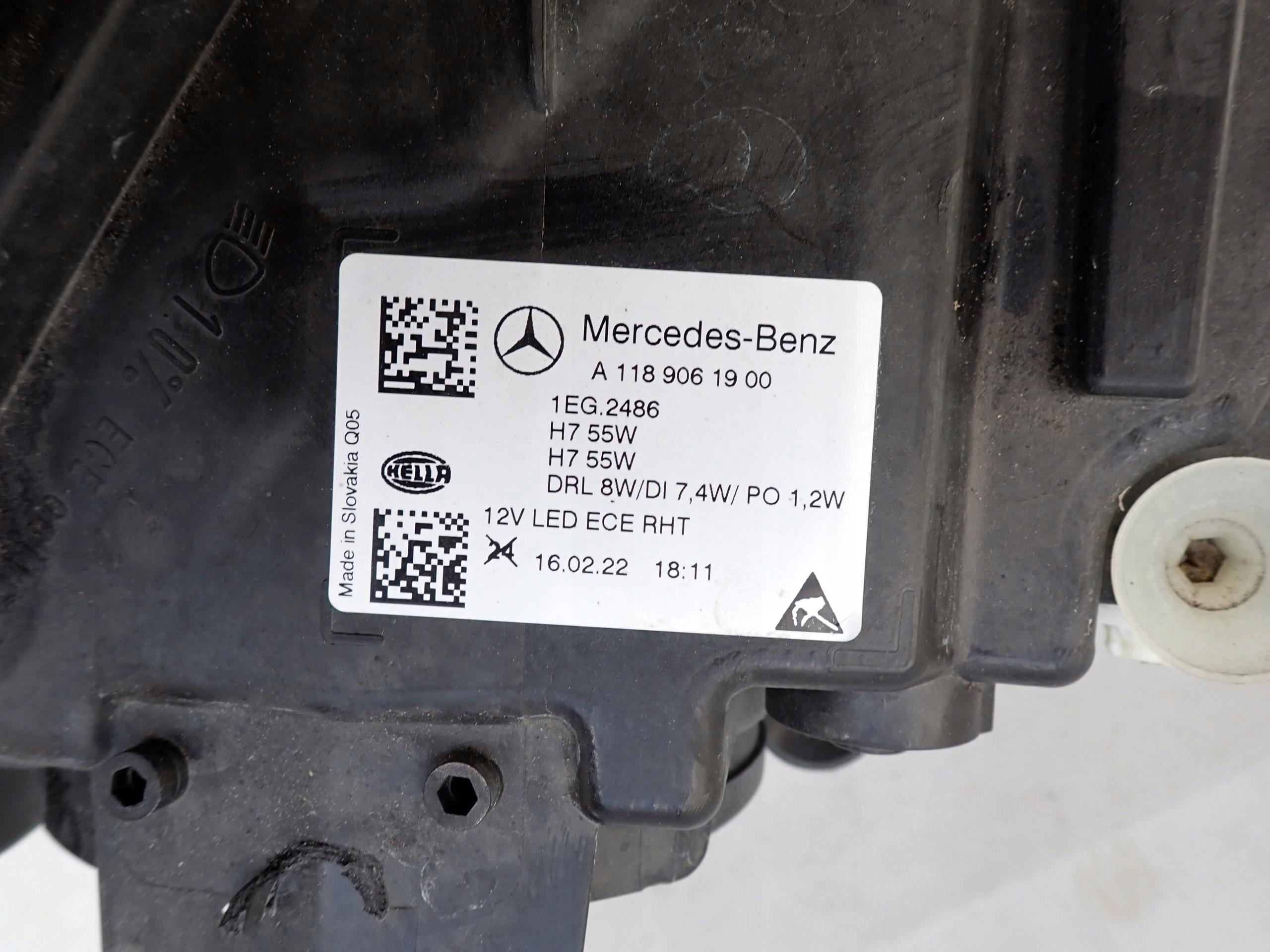 MERCEDES CLA II C118 W118 19- light left front front A1189061900