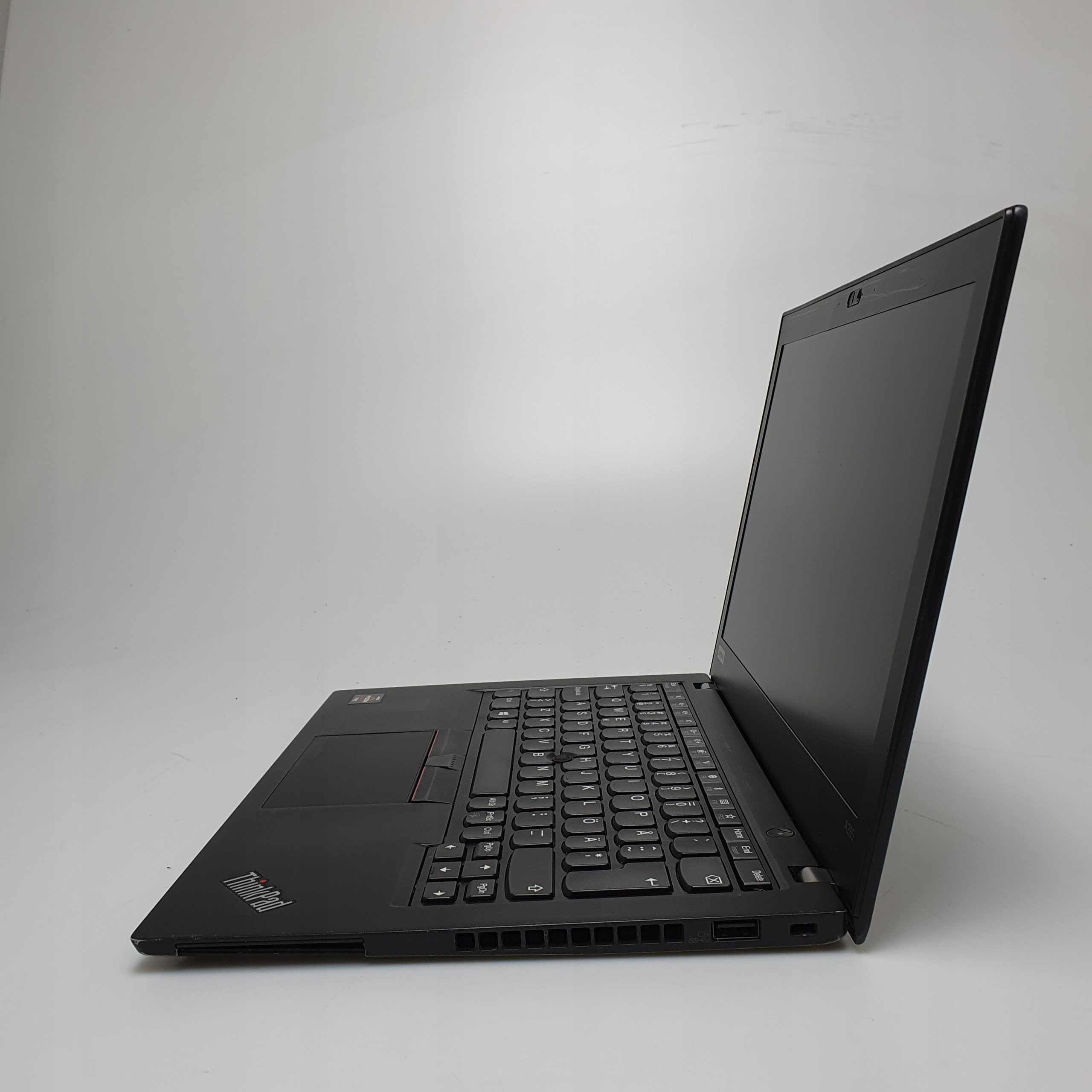 Lenovo ThinkPad A285 HD | Ryzen 5 Pro 2500U 8GB 256 NVME Lenovo ThinkPad A285 HD | Ryzen 5 Pro 2500U 8GB 256 NVME