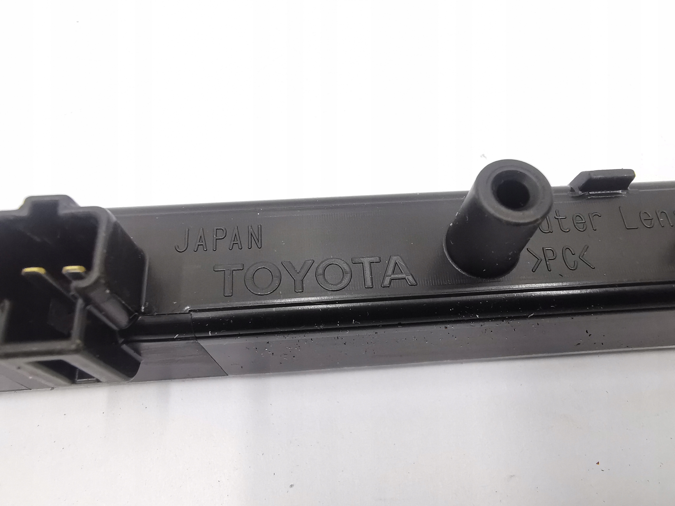 light SWIATLA STOP LED TOYOTA COROLLA E21 sedan 33-211