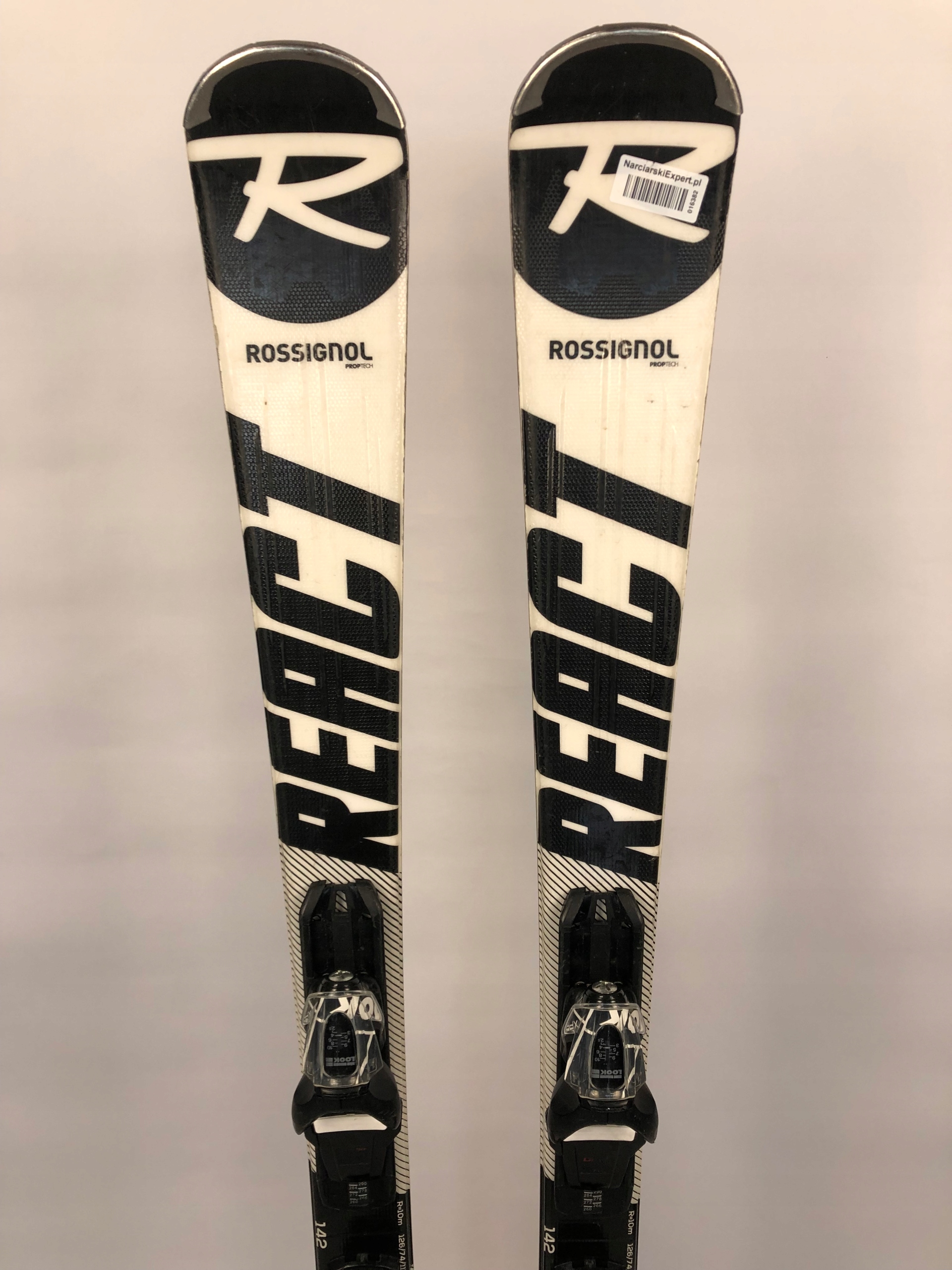 未使用　新品　ロシニョール　リアクト　R8 REACT R8 Rossignol React 8 - Niska cena na Allegro