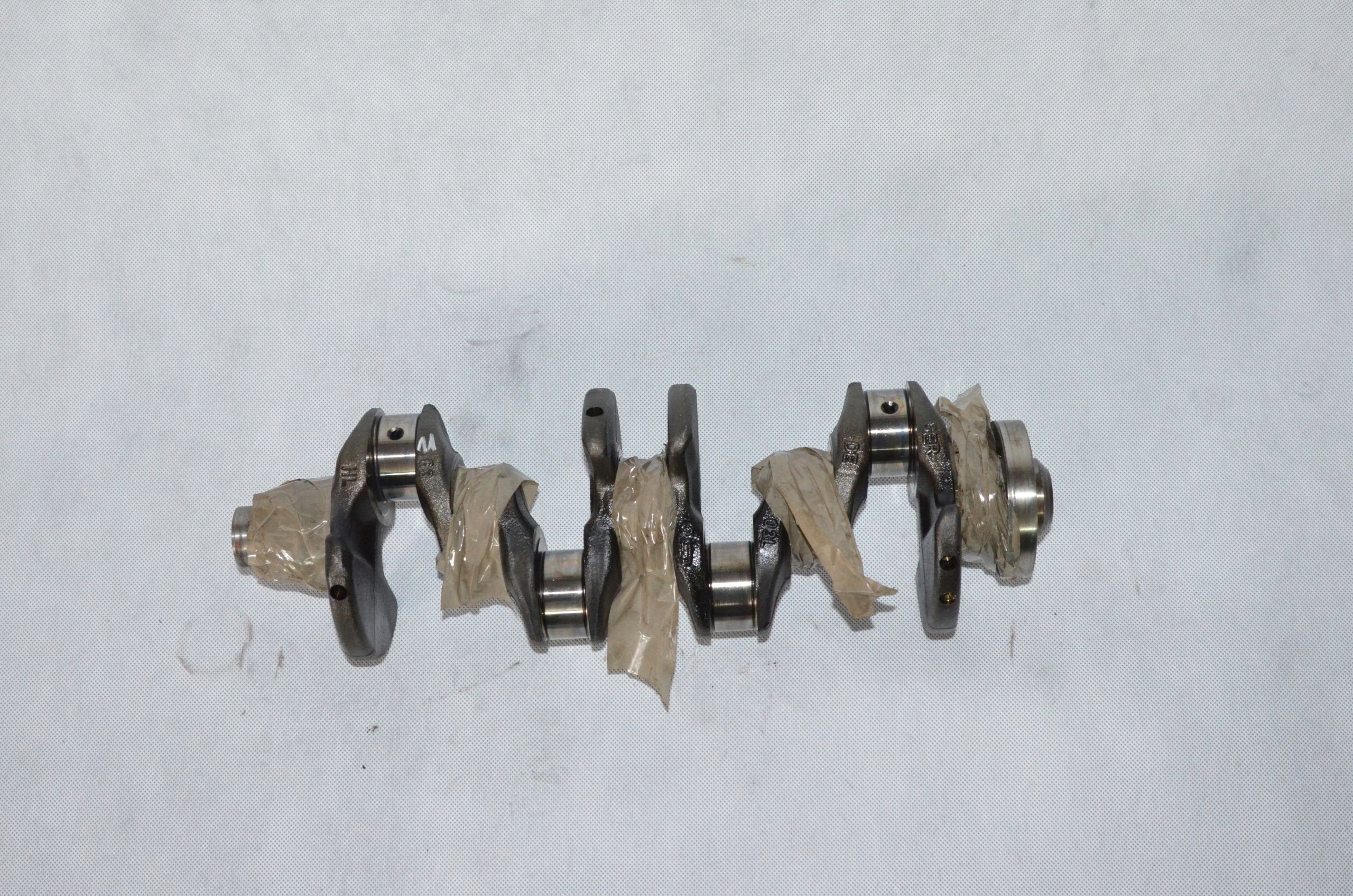 Wał korbowy VW Golf VI Passat B6 B7 1.6 TDI CAY