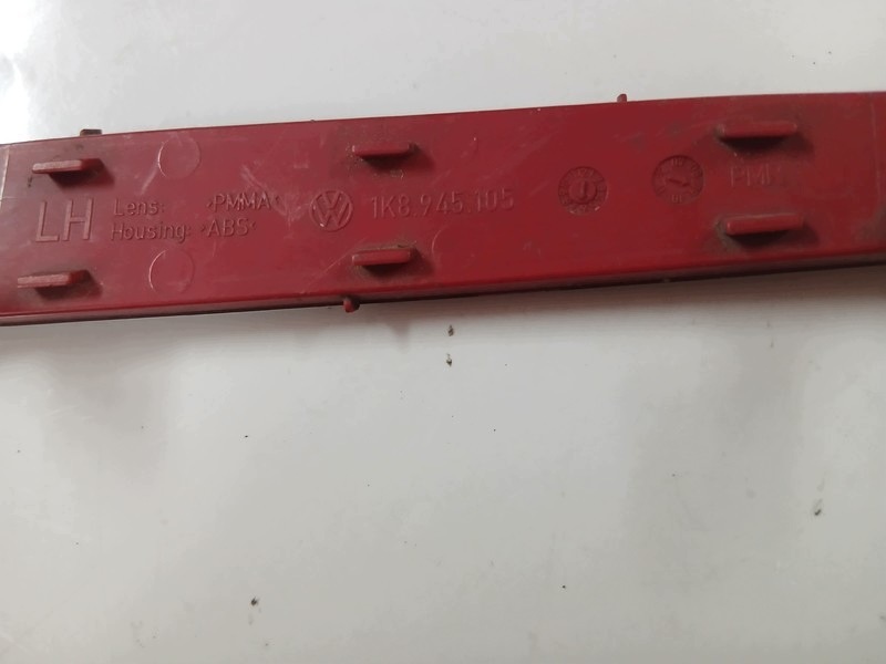 ODBLASK der stoßstange links heck VW SCIROCCO III 1K8945105