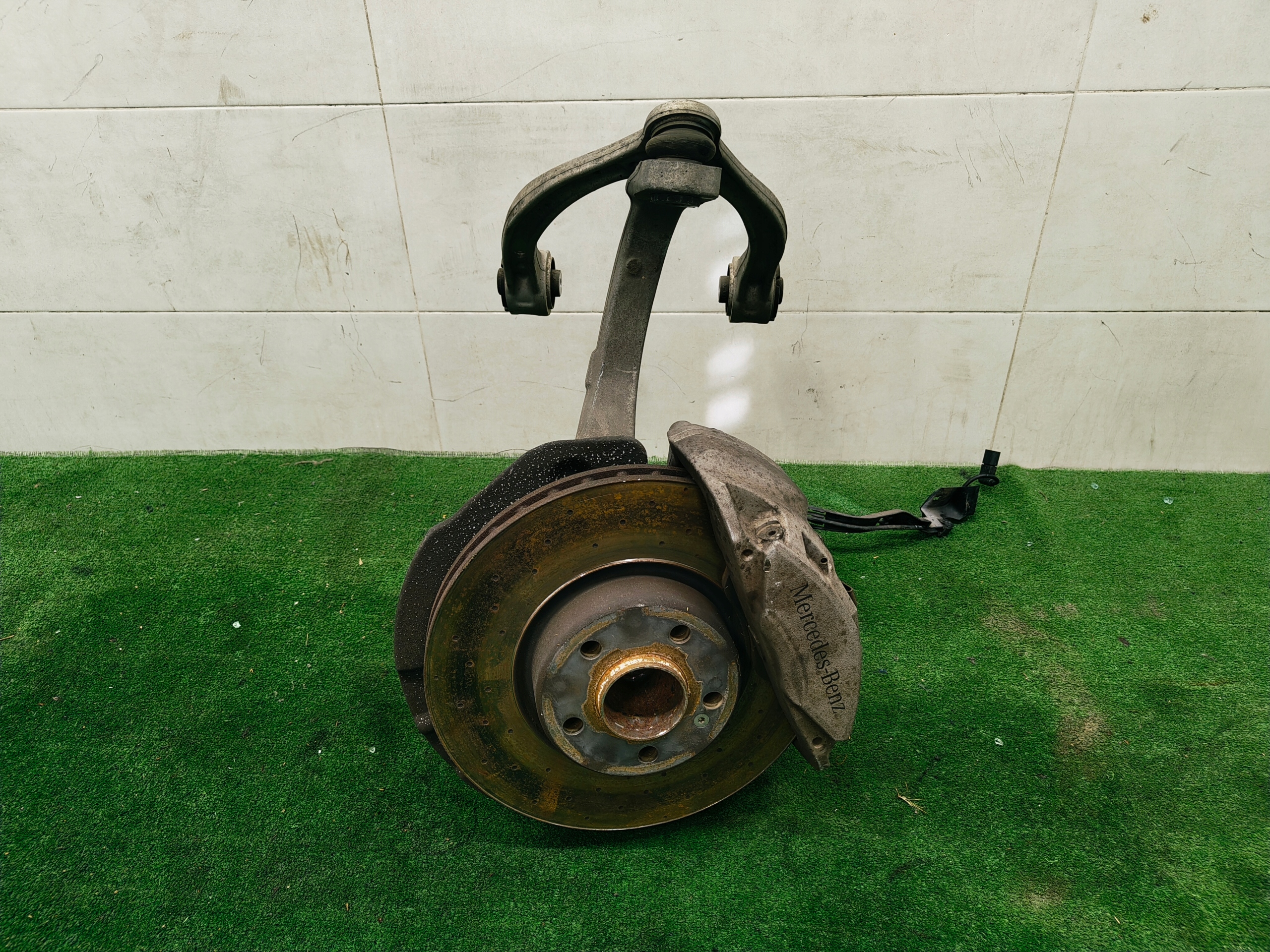 MERCEDES BENZ W205 swing left front front