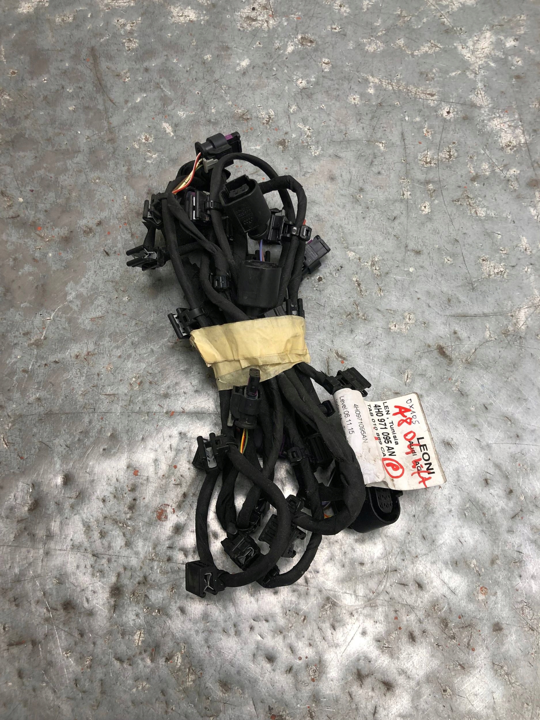 bundle PDC front AUDI A8 D4 LIFT 4H0971095AN
