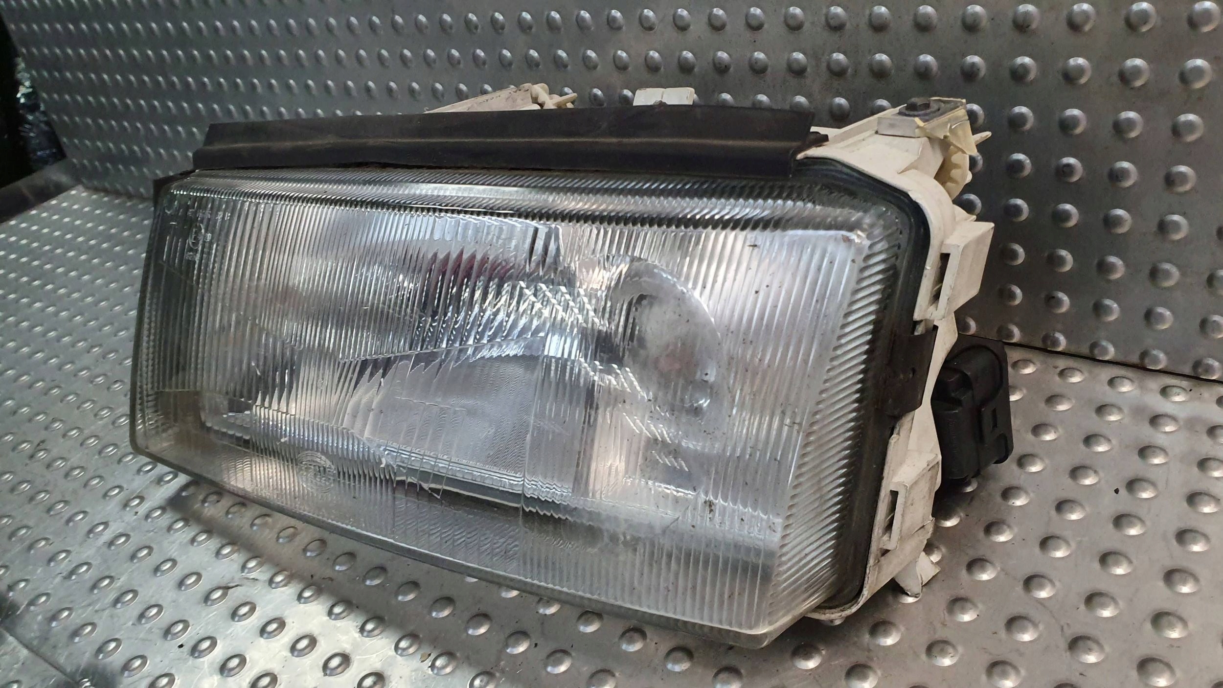 light front left SKODA OCTAVIA and 96