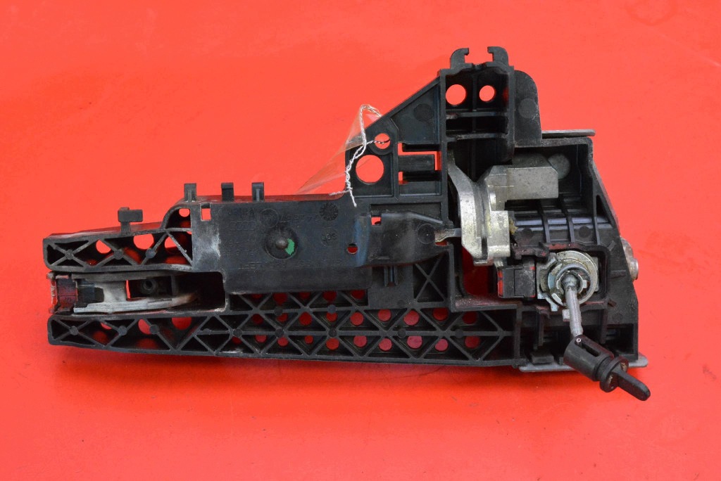 handle left front front LY3J 8T0837885 AUDI A4 B8 07-11