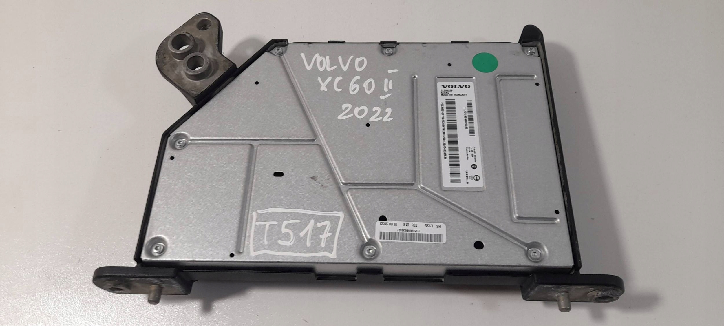 Volvo XC60 II amplifier HARMAN 32359256 (T517)
