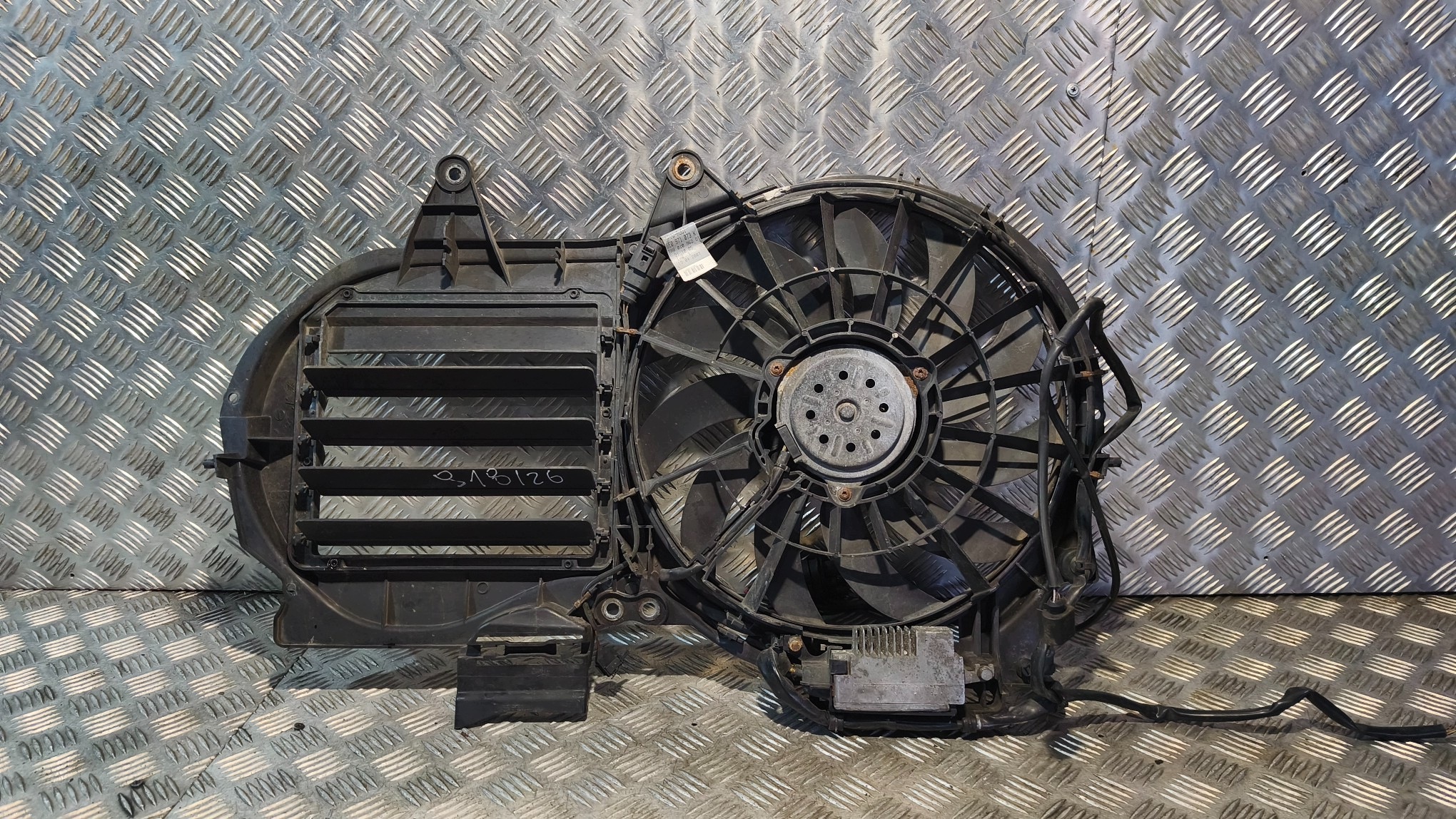 ventilator hladnjaka AUDI A4 B7 2007 988509C