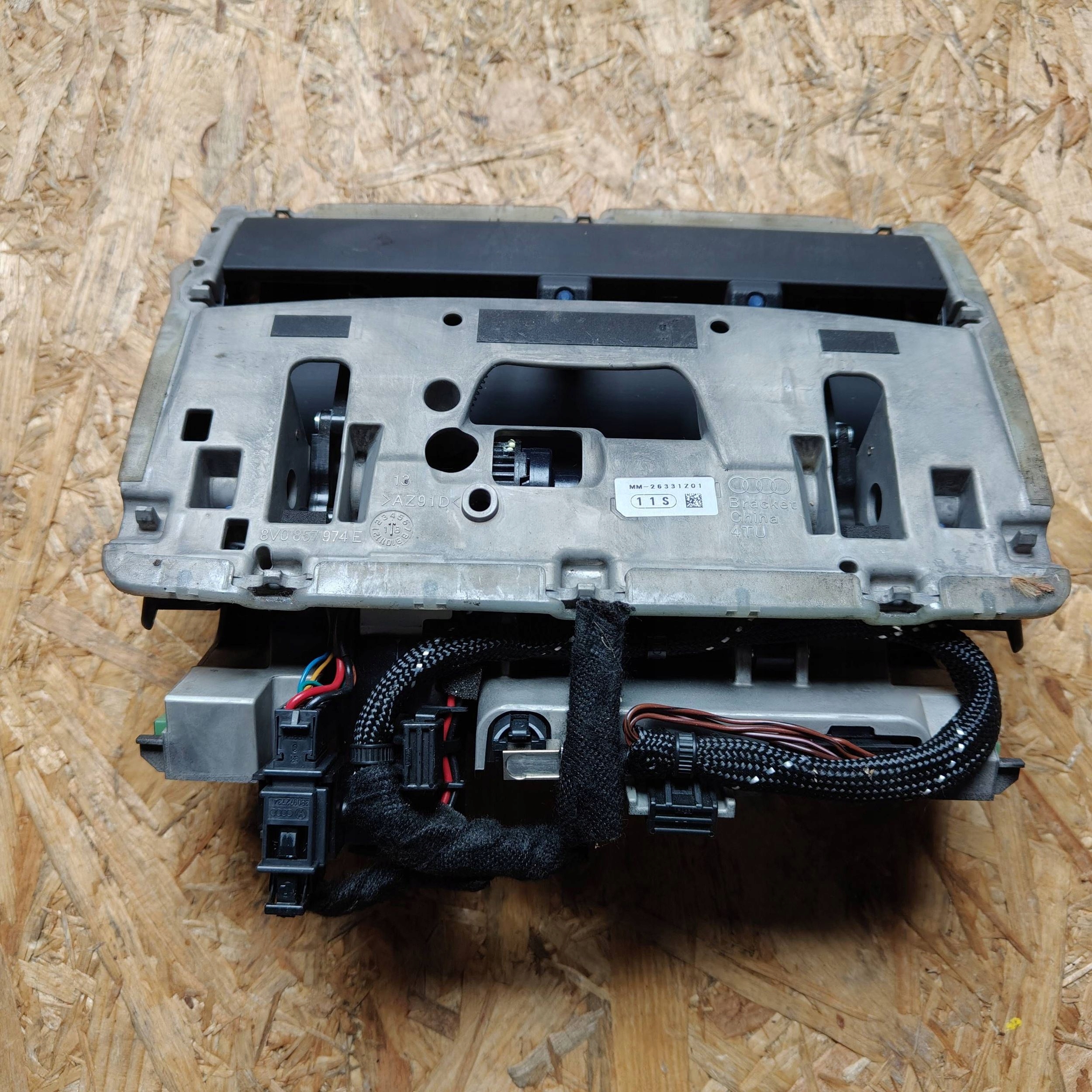 display Audi A3 S3 8V 8V0919604C