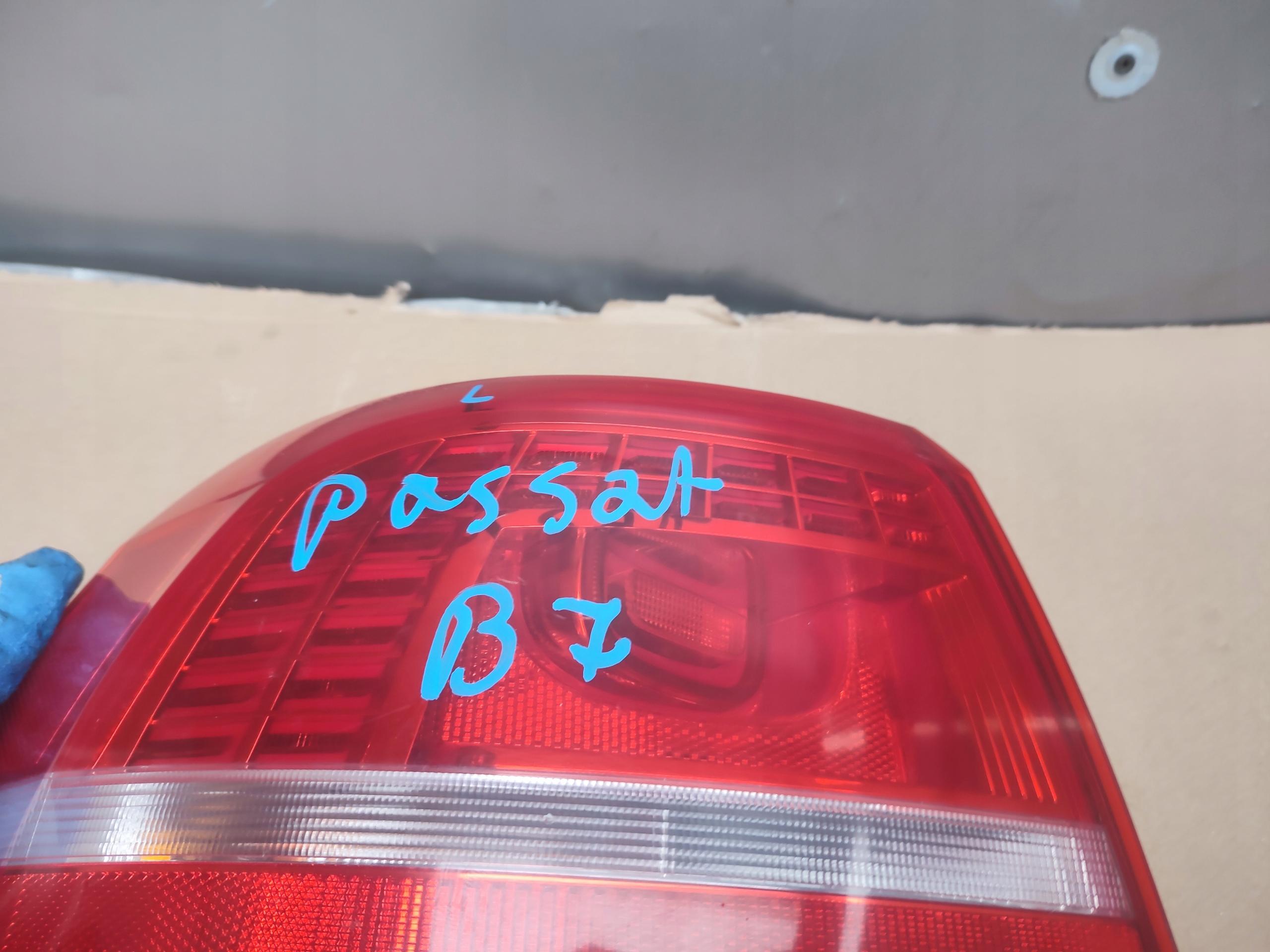 light left rear part left rear Volkswagen Passat B7 kombi LED