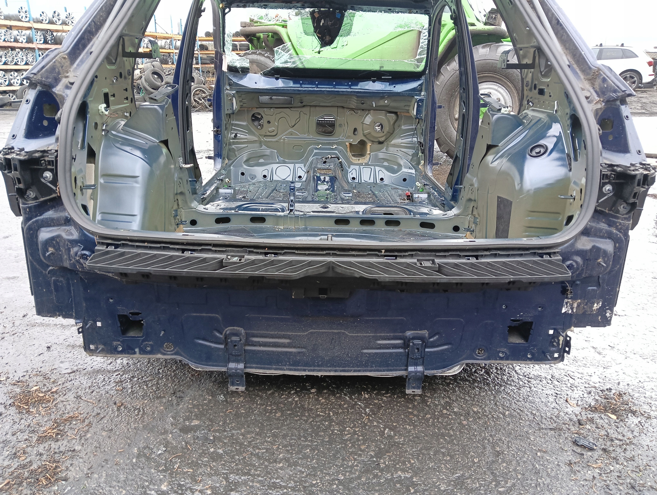 PAS TYLNY VOLKSWAGEN T-ROC (2017-2021) LC5B Typ samochodu Samochody osobowe