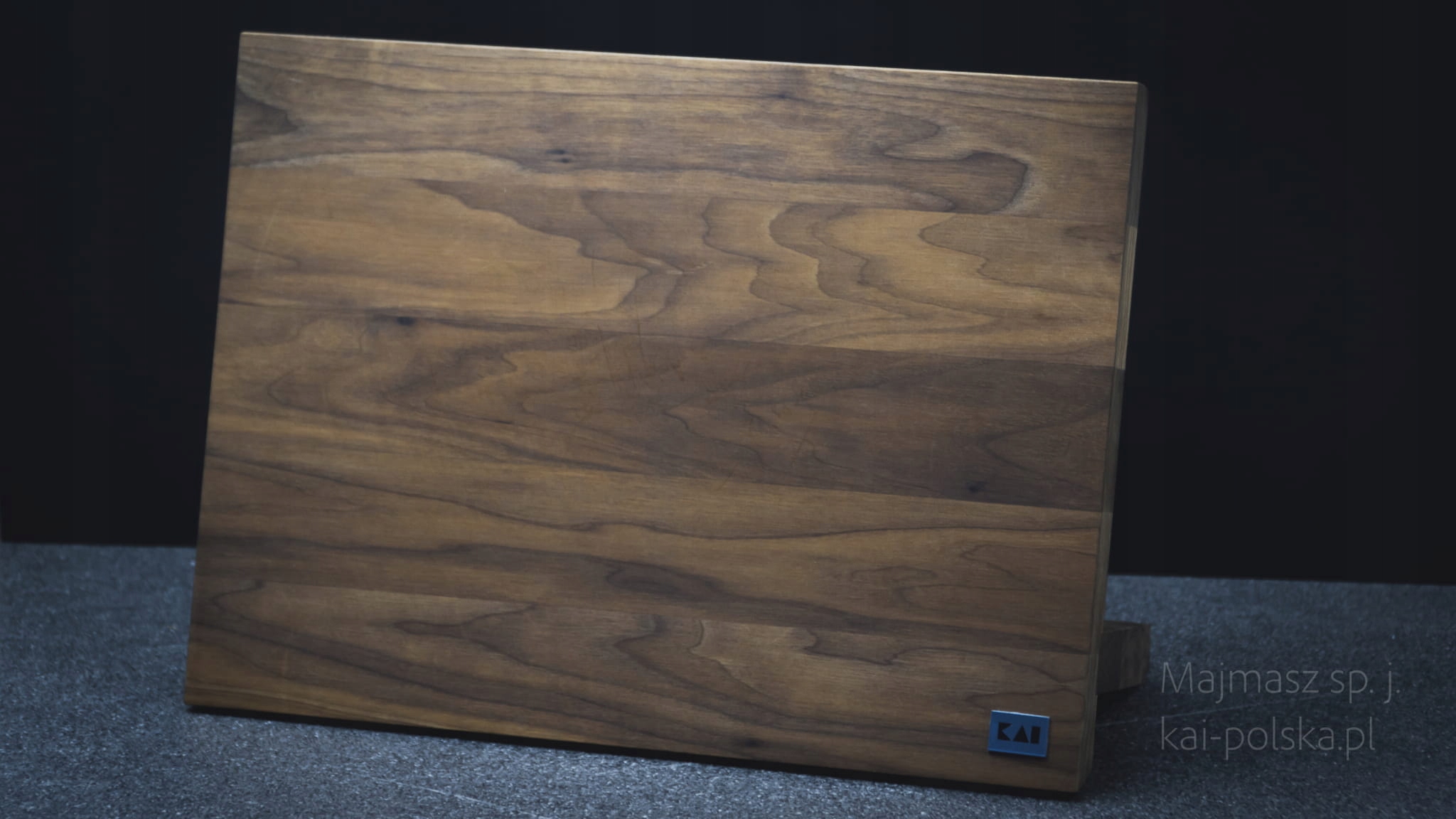 Nóż KAI DESKA LISTWA MAGNETYCZNA DREWNIANA DM-0806 Marka KAI