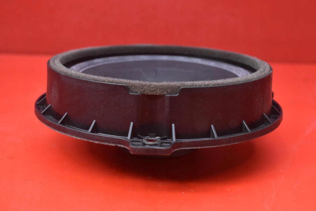 speaker left front 96330-Q0000 HYUNDAI BAYON 21