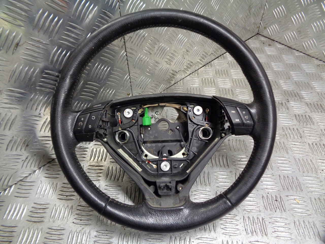 Рулевое колесо VOLVO S60 и 08666887