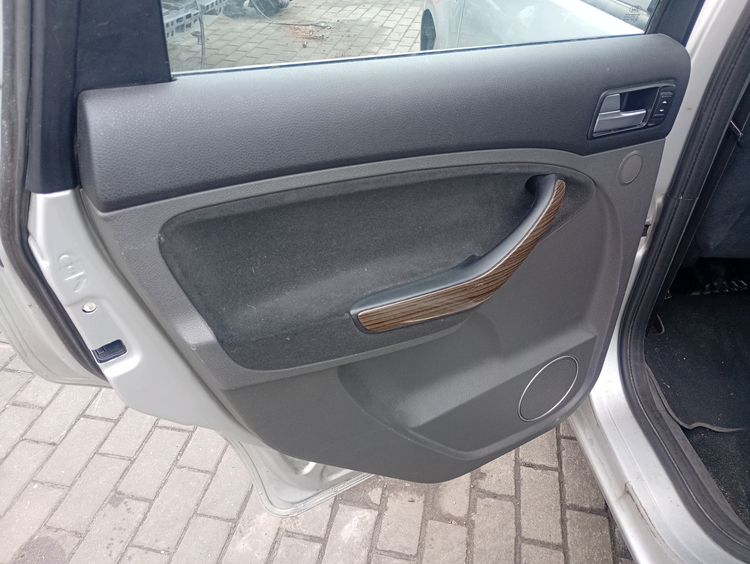 upholstery left side left rear part Ford C-MAX 1 and FL 07-11