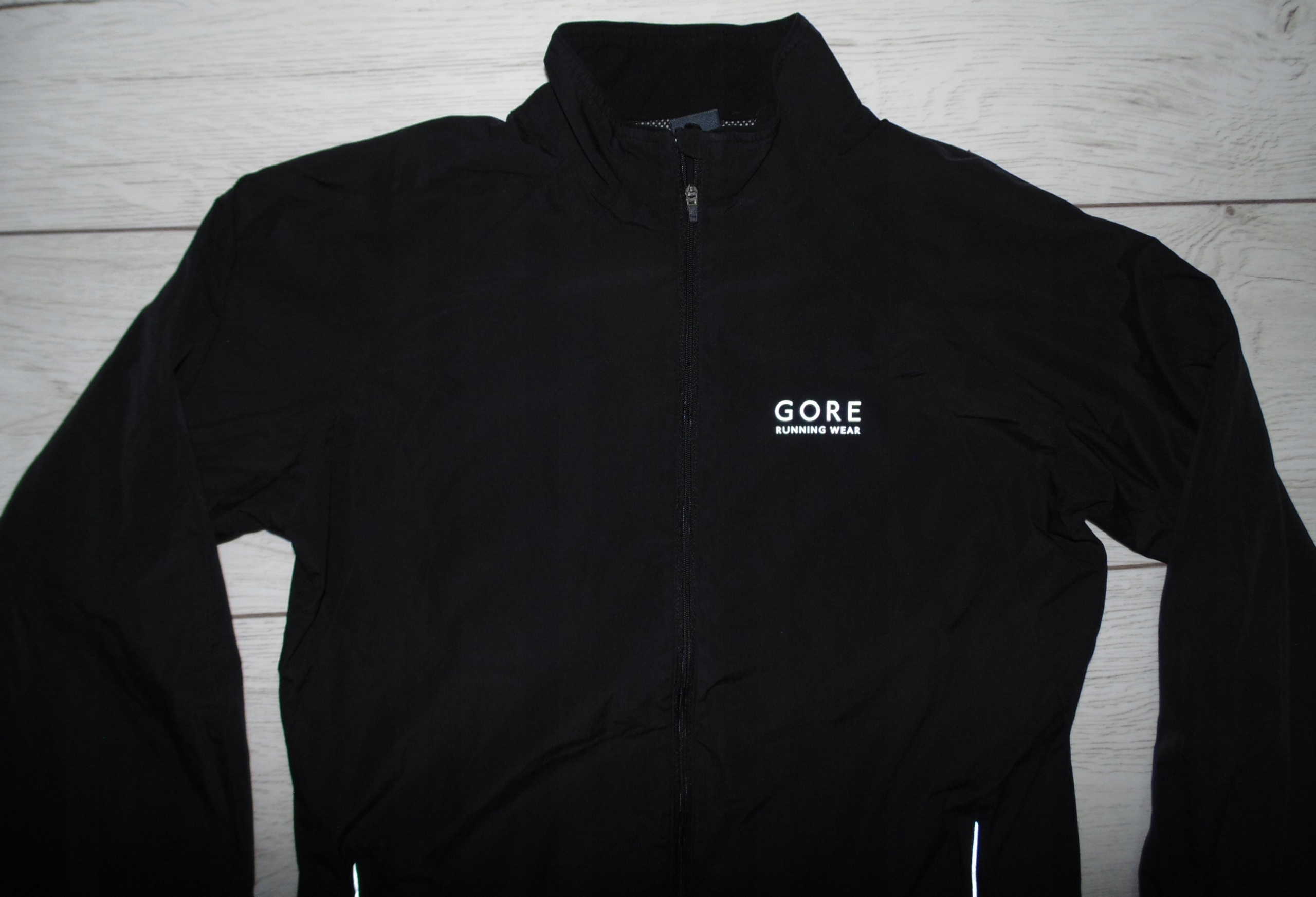 GORE RUNNING WEAR WINDSTOPPER ACTIVE KURTKA r. 38 Marka Gore Wear