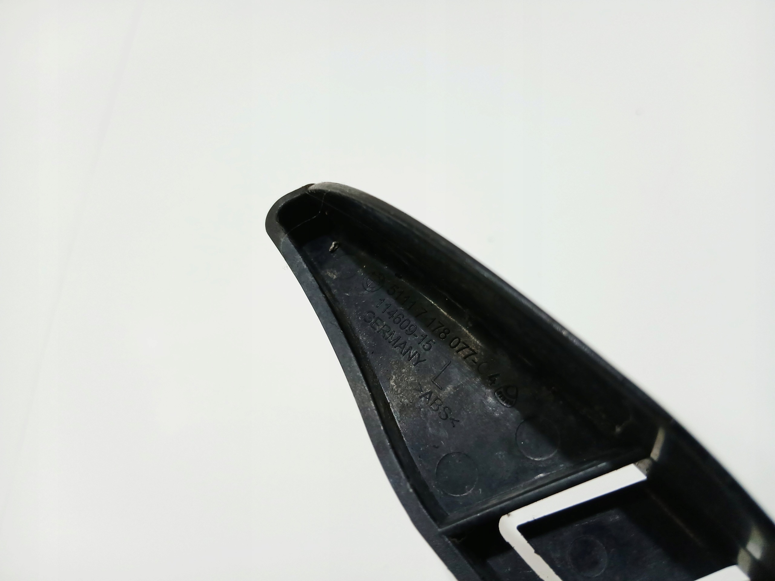 bumper bracket left front BMW E60 E61 LCI OE 7178077 (0001035)