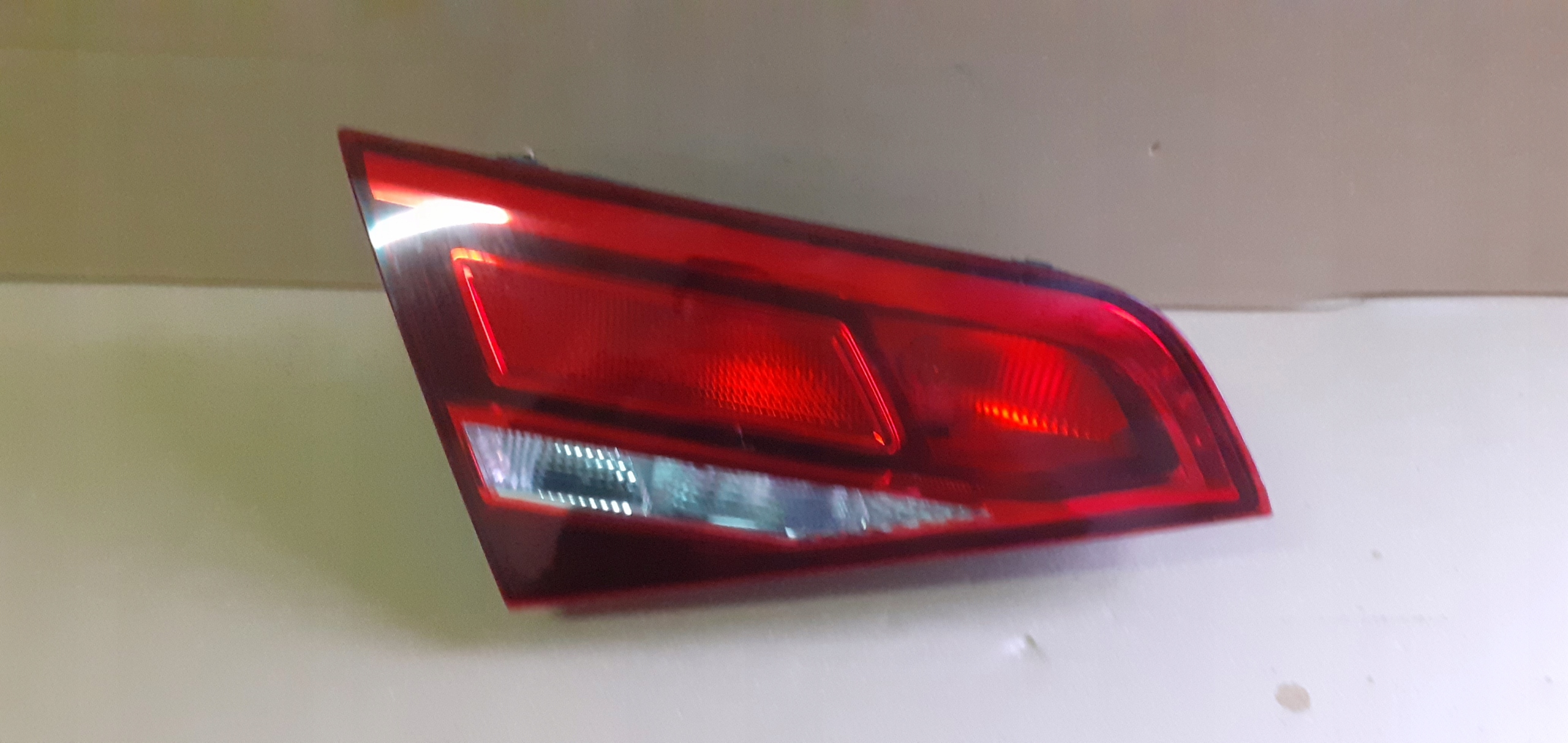 задний фонарь левый A3 SPORTBACK 8V 2TZ012839