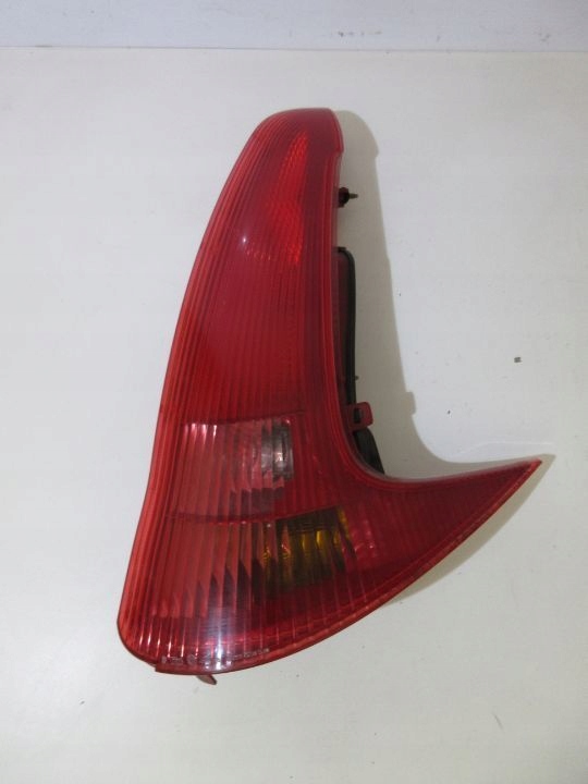 фонарь правый peugeot 206 SW