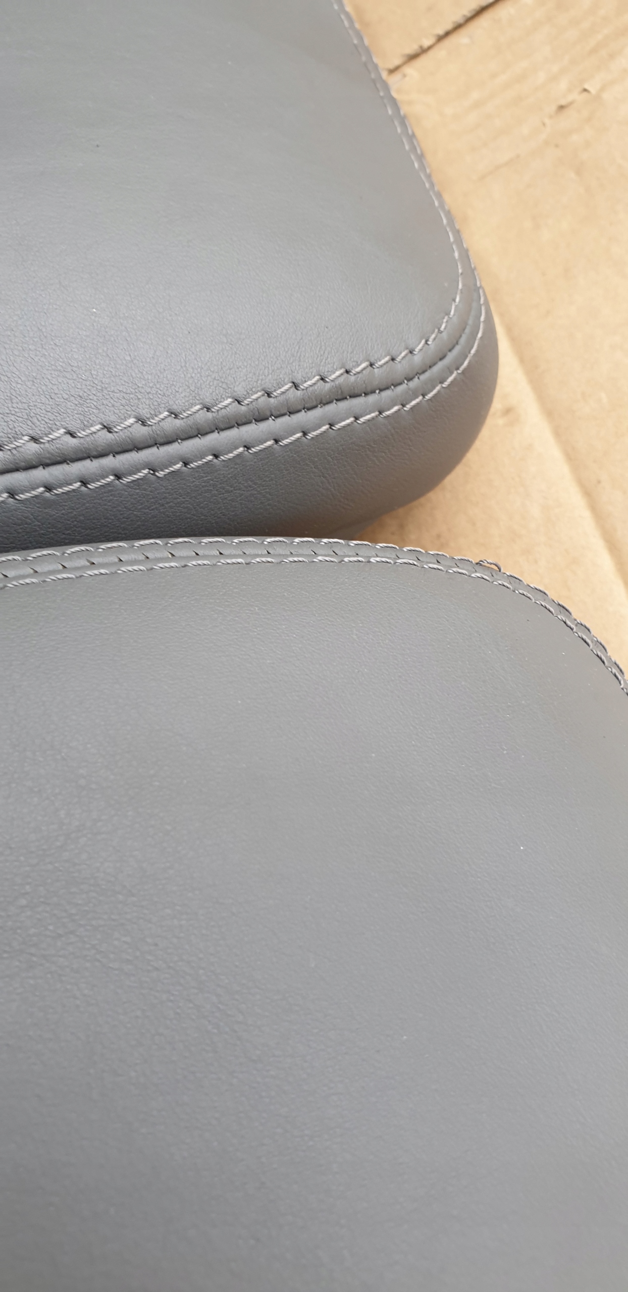 7040601 - Задний левый правый HEADREST MERCEDES S W221