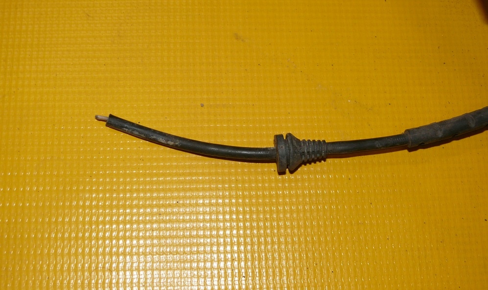 čepu otoč snímač ABS levý záď BMW X5 E70 06-13 X6 E71 07-14