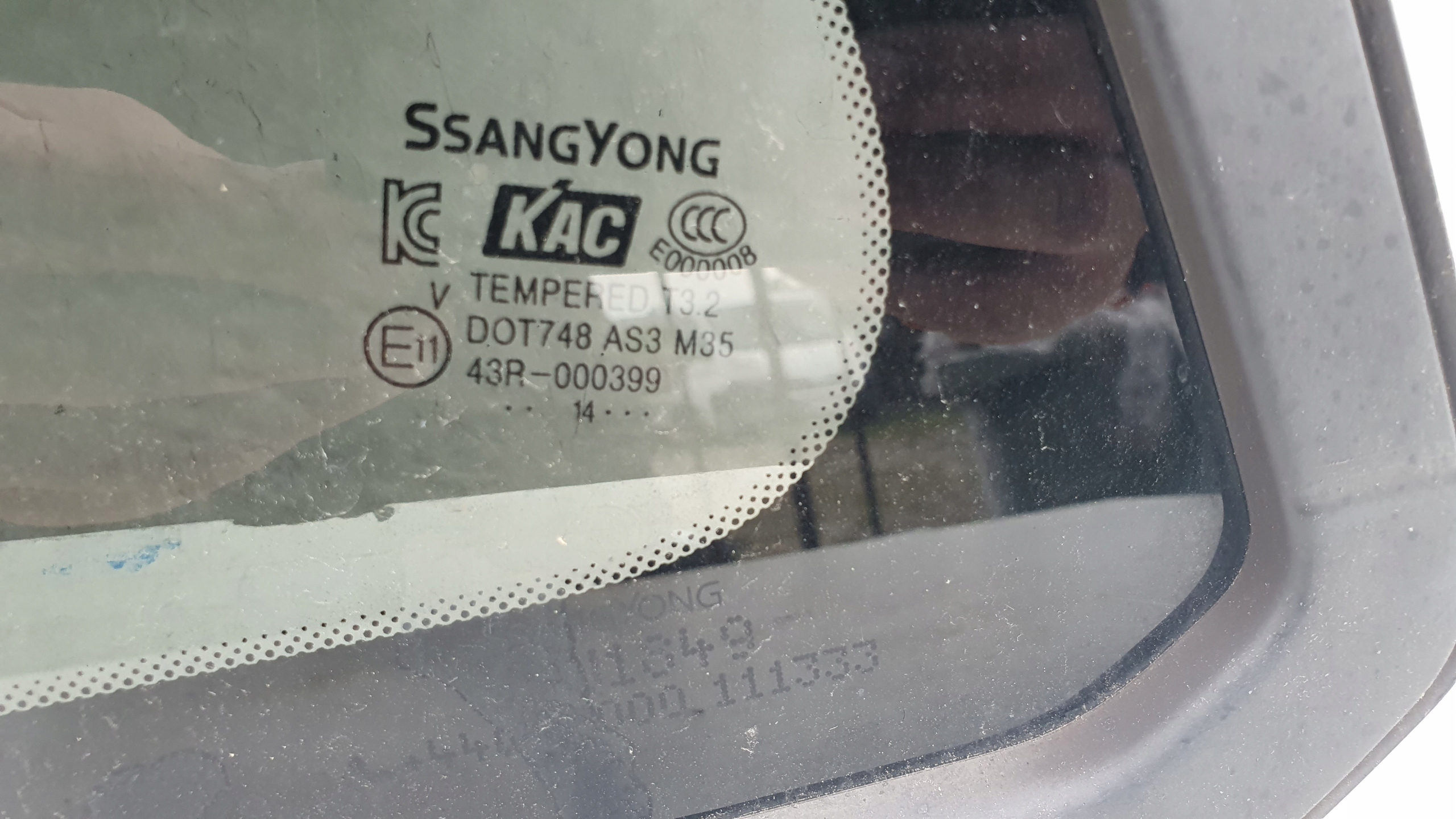 SsangYong Rodius 2 II Turismo 13- window side rear rear part left bodywork