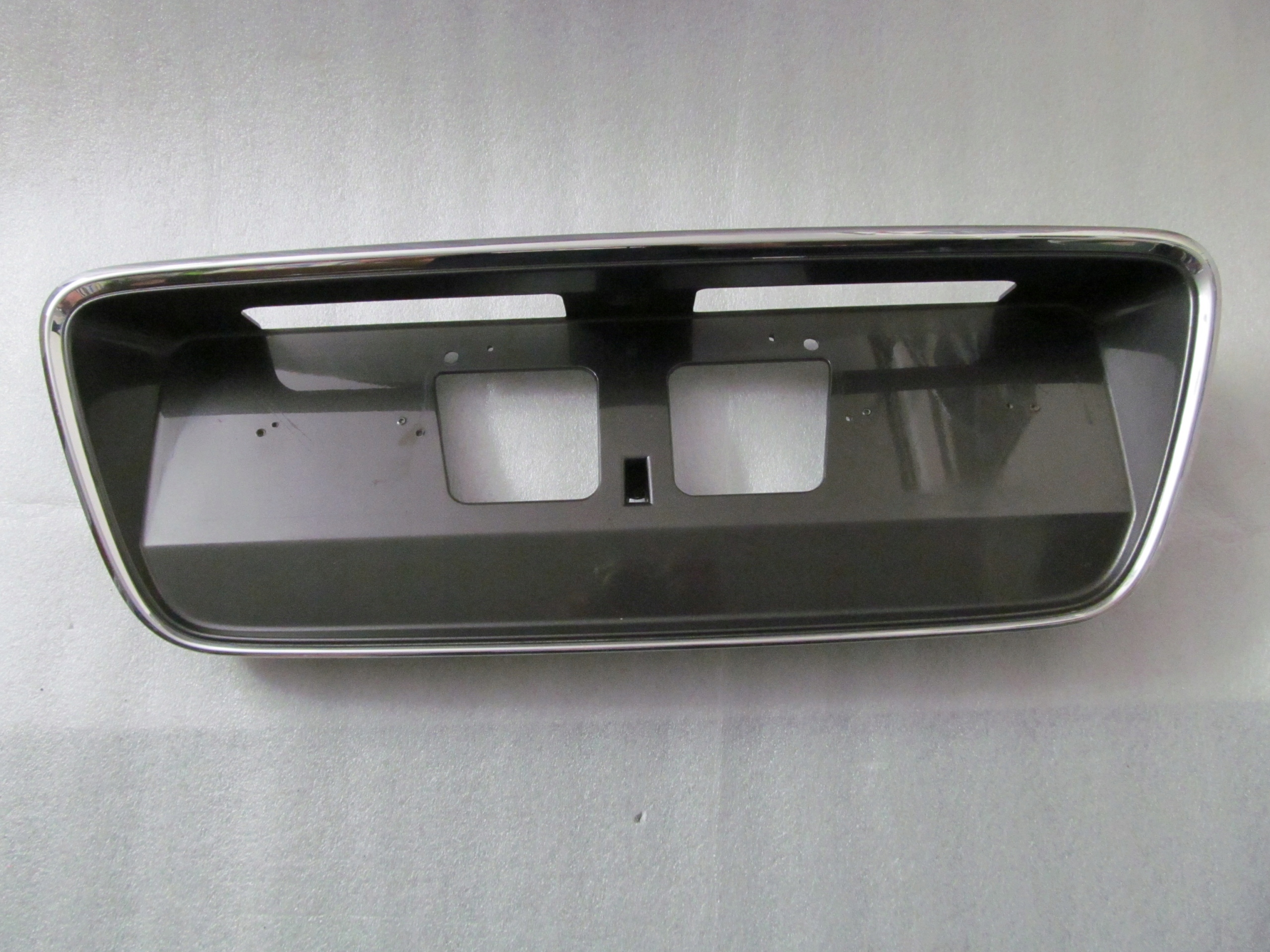 74891-SZ3-G000 - HONDA LEGEND III 95-КРИШКА ЗАДНІХ ДВЕРЕЙ