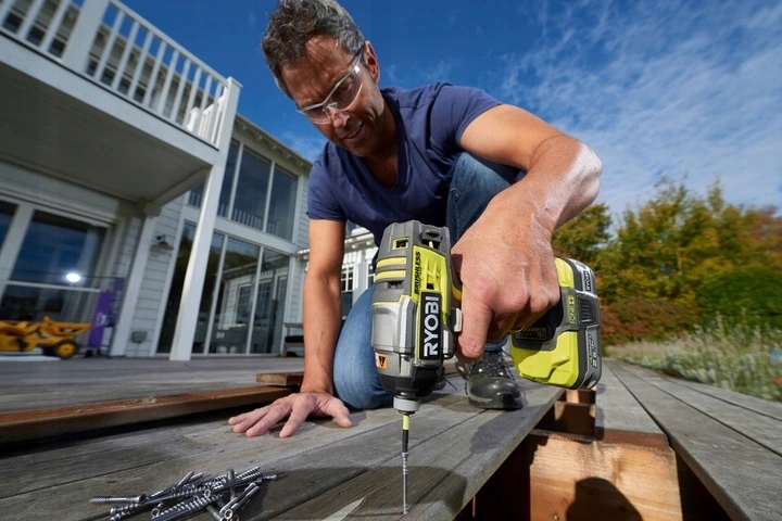 RYOBI BEZSZCZOTKOWA ZAKRĘTARKA KLUCZ 270Nm UDAROWA ONE+ 18 V R18IDBL-0 Maksymalna średnica śrub M10