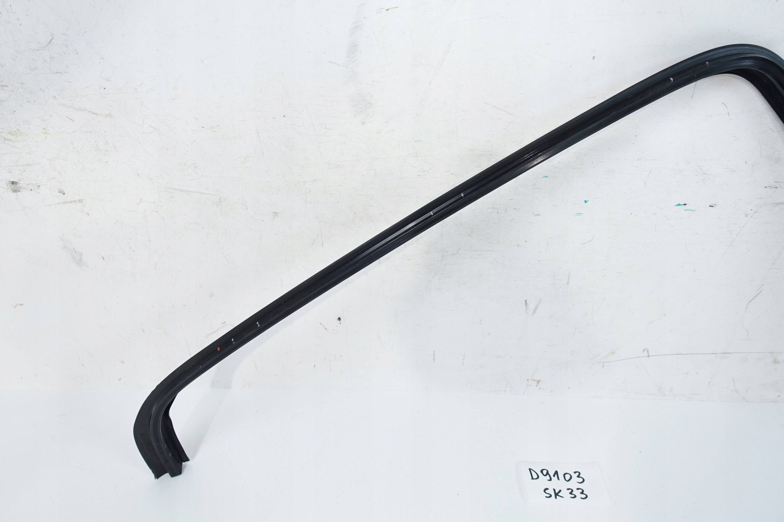 moulding windows rear part rear MERCEDES C W202 2026710236