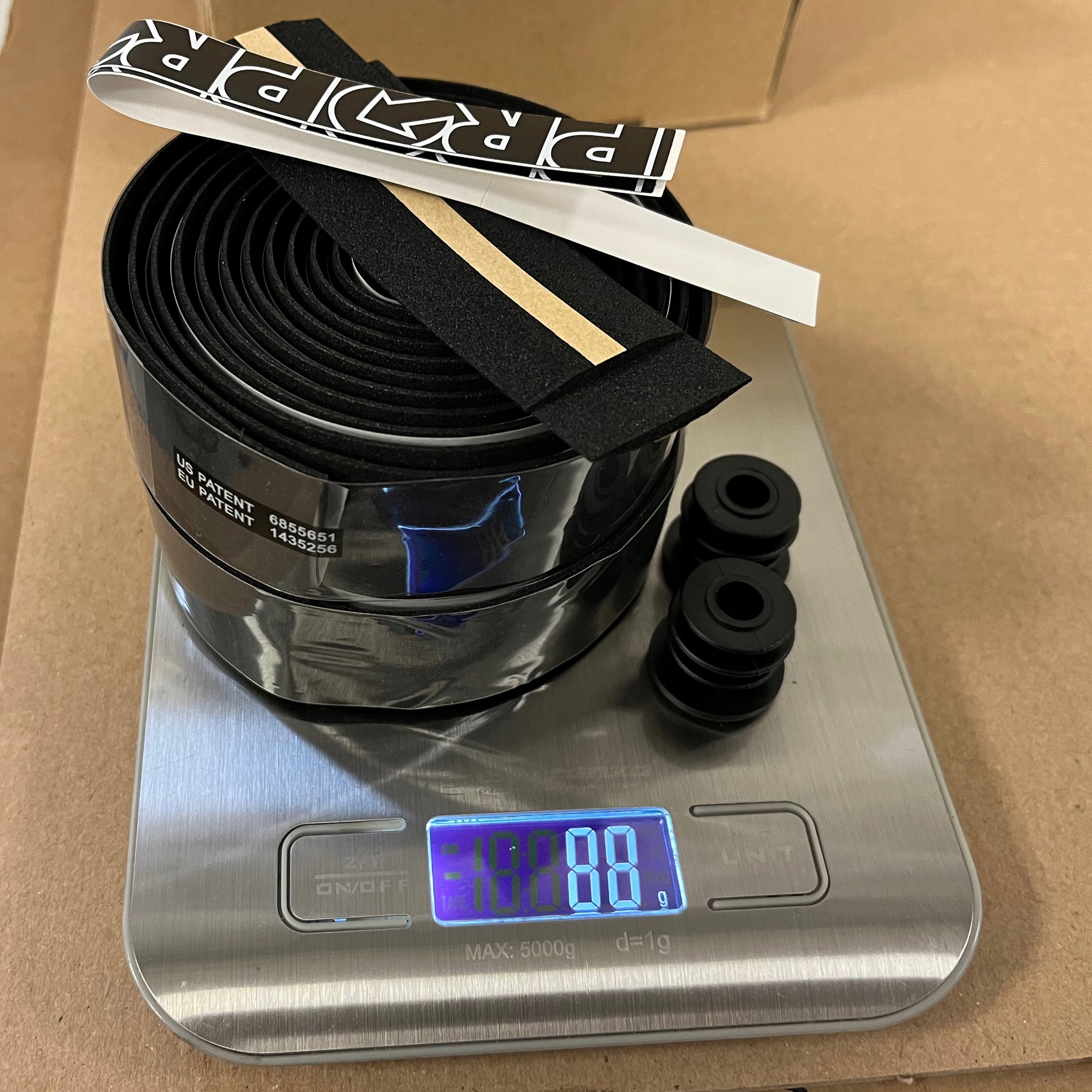 Owijka Kierownicy Szosowej Czarna PRO Sport Control pianka EVA 88gr Materiał EVA