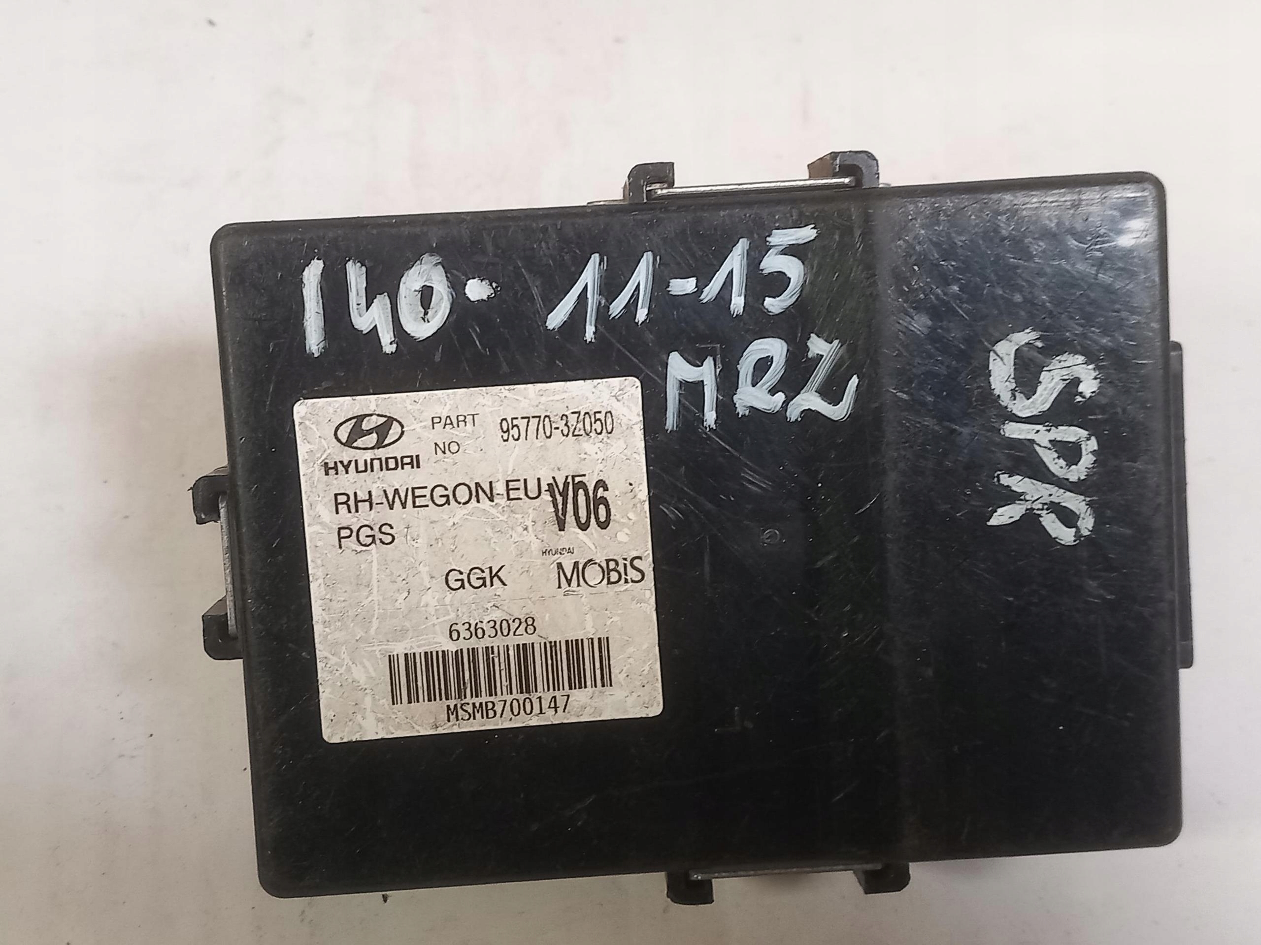 control unit module PDC HYUNDAI I40 95770-3Z050 11-15