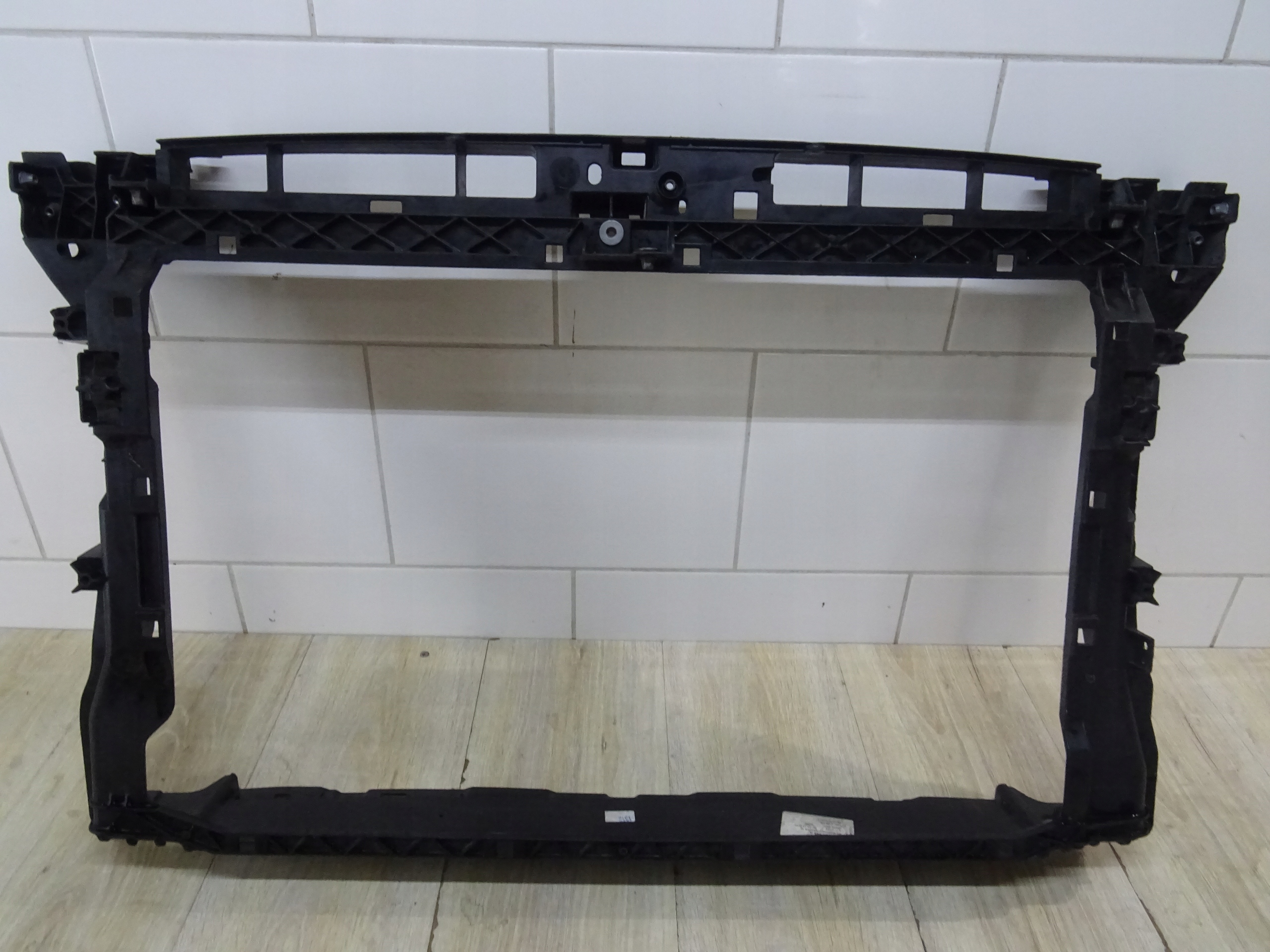 PAS PRZEDNI WZMOCNIENIE SKODA SUPERB III LIFT 3V0805588D