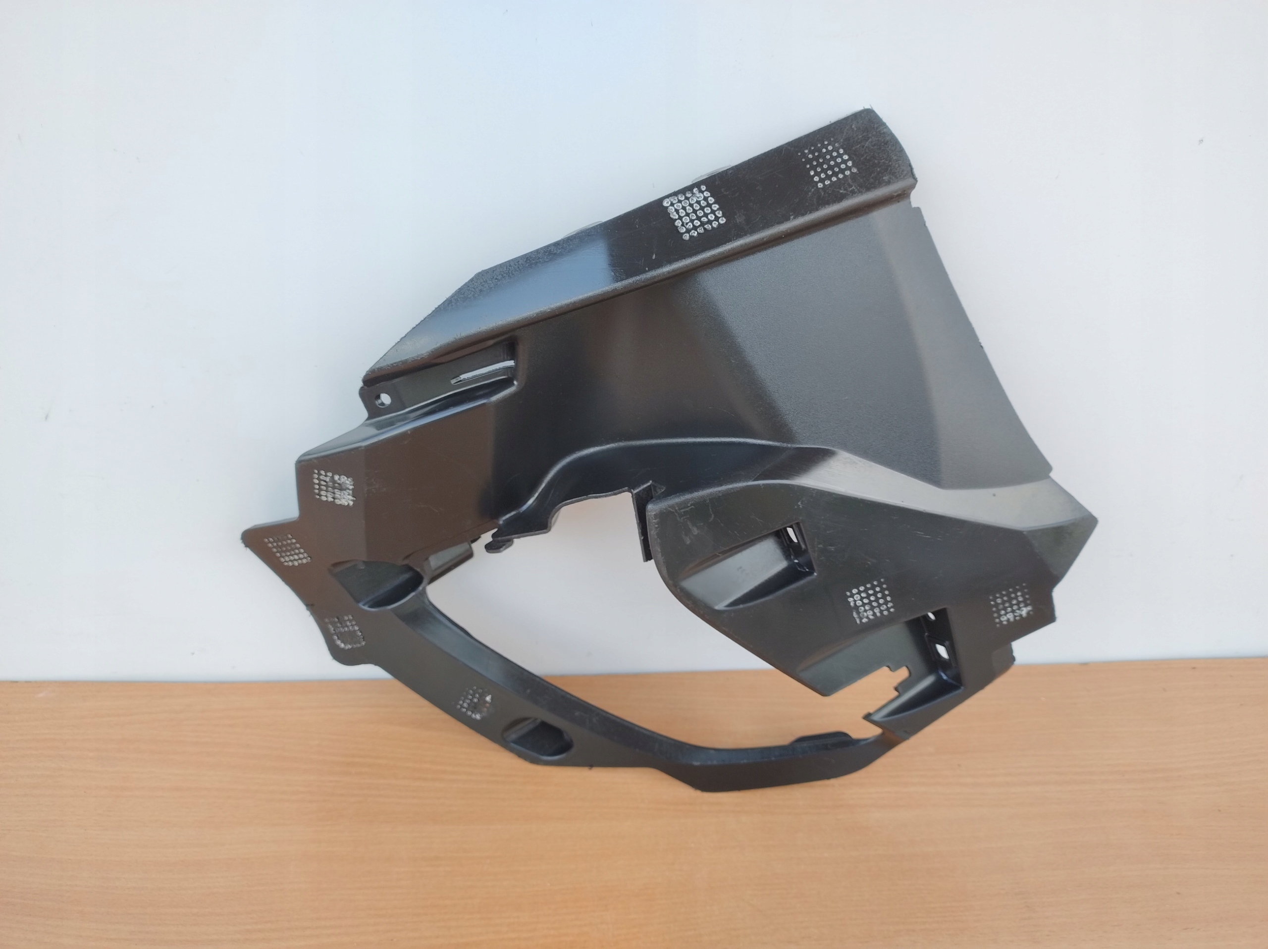 FORD FOCUS MK4 right bumper bracket front holder fog lights PAK3/WZ235